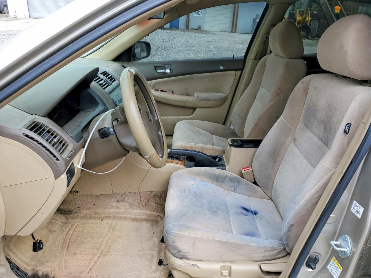 2004 Honda Accord Ex Gold vin: JHMCM56624C030176