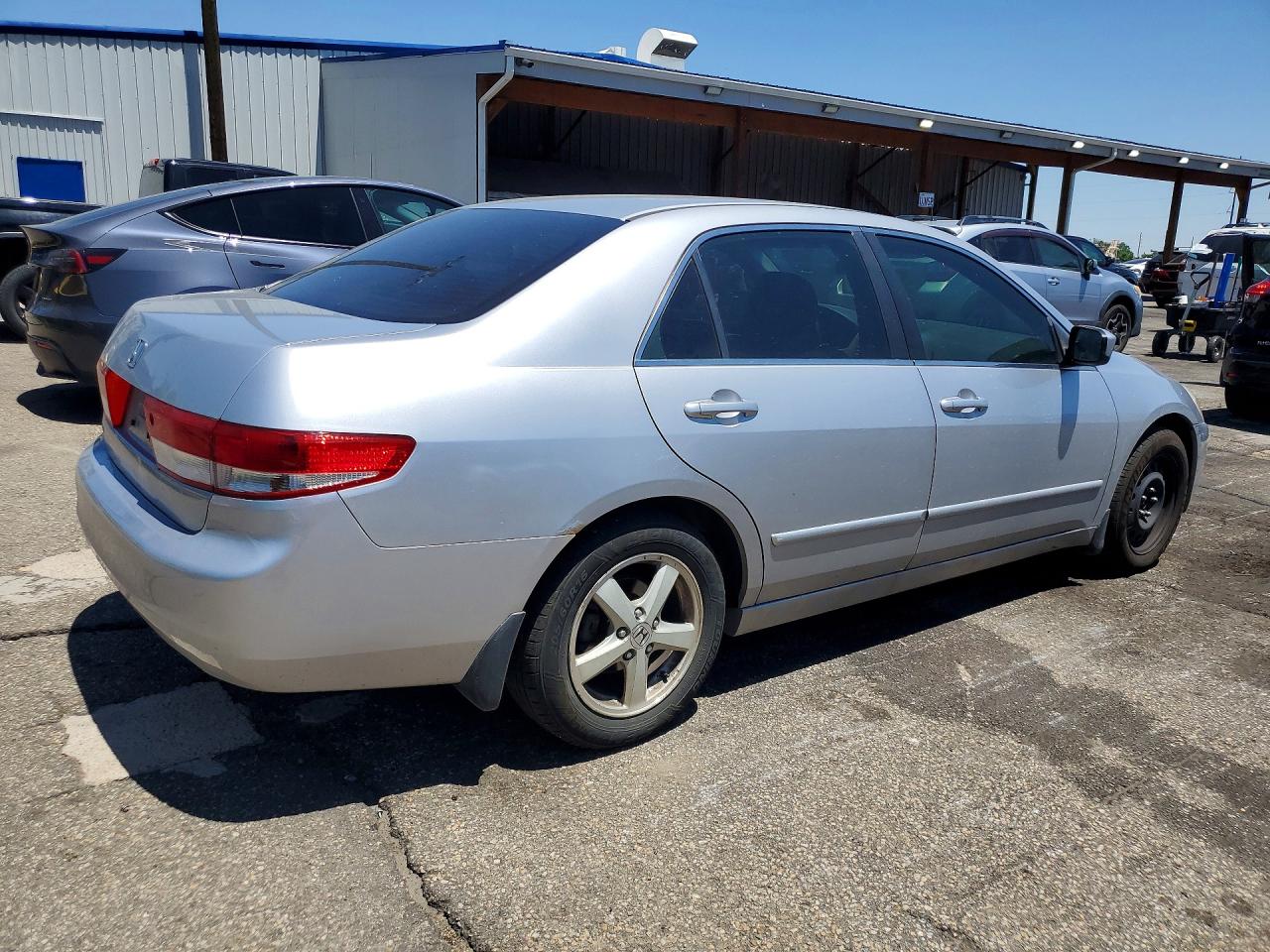 2003 Honda Accord Ex Silver vin: JHMCM56633C001994
