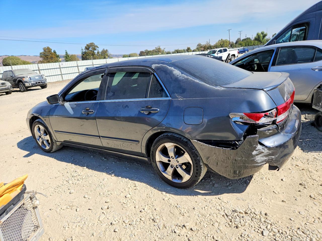 2003 Honda Accord Ex Серебряный vin: JHMCM56633C008802