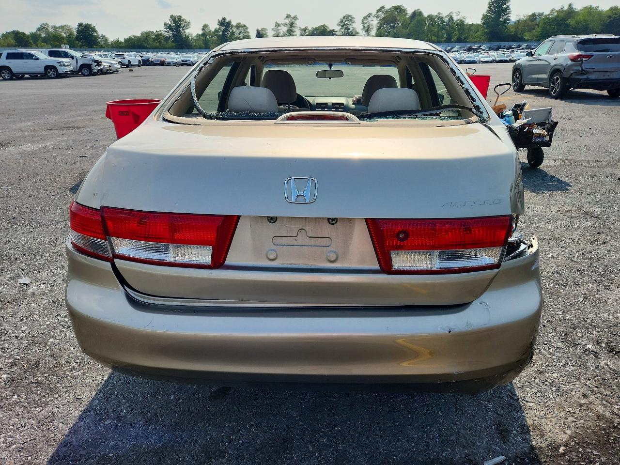 2003 Honda Accord Ex Gold vin: JHMCM56633C044733