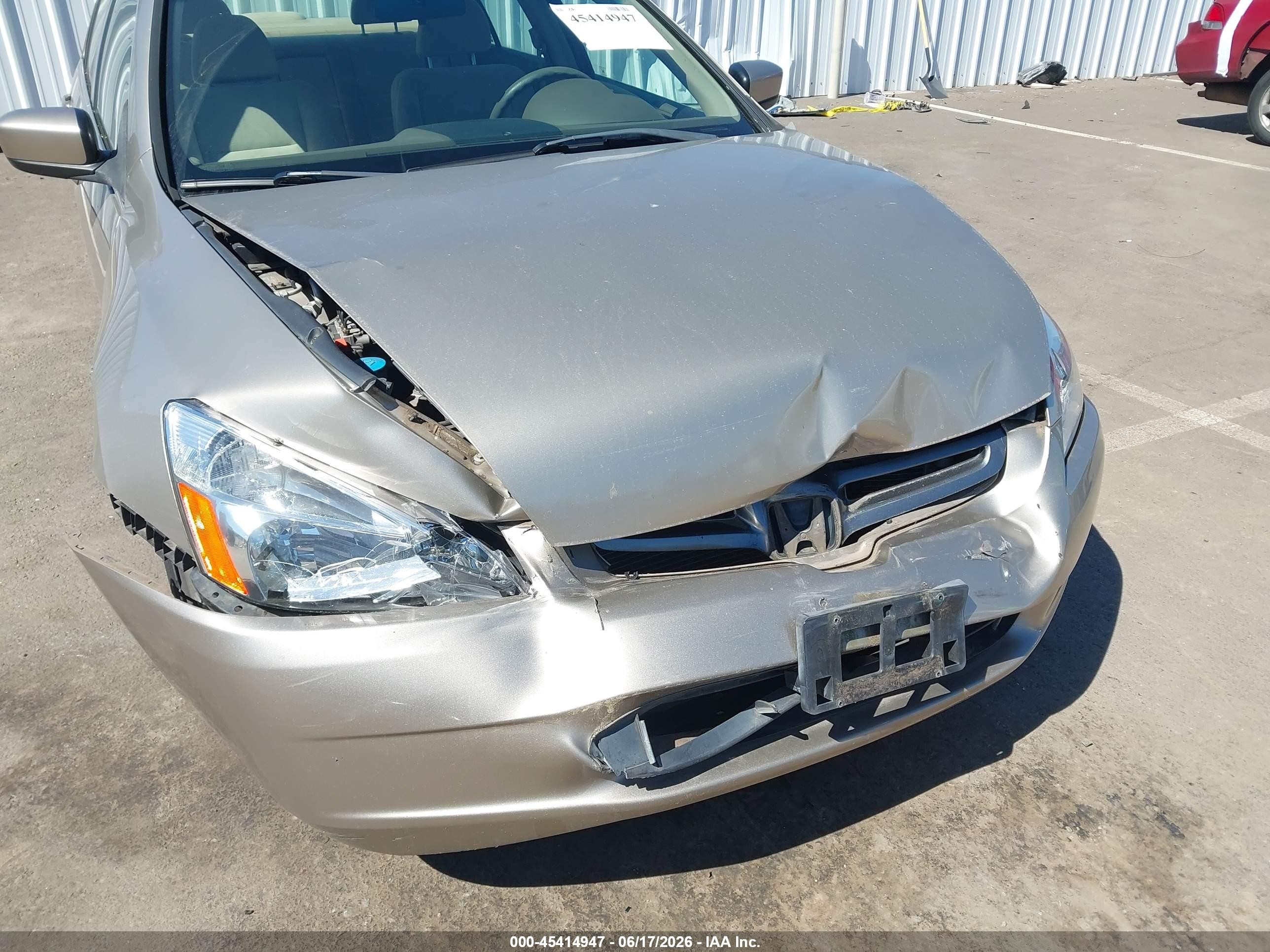 2003 Honda Accord 2.4 Ex Gold vin: JHMCM56633C067851