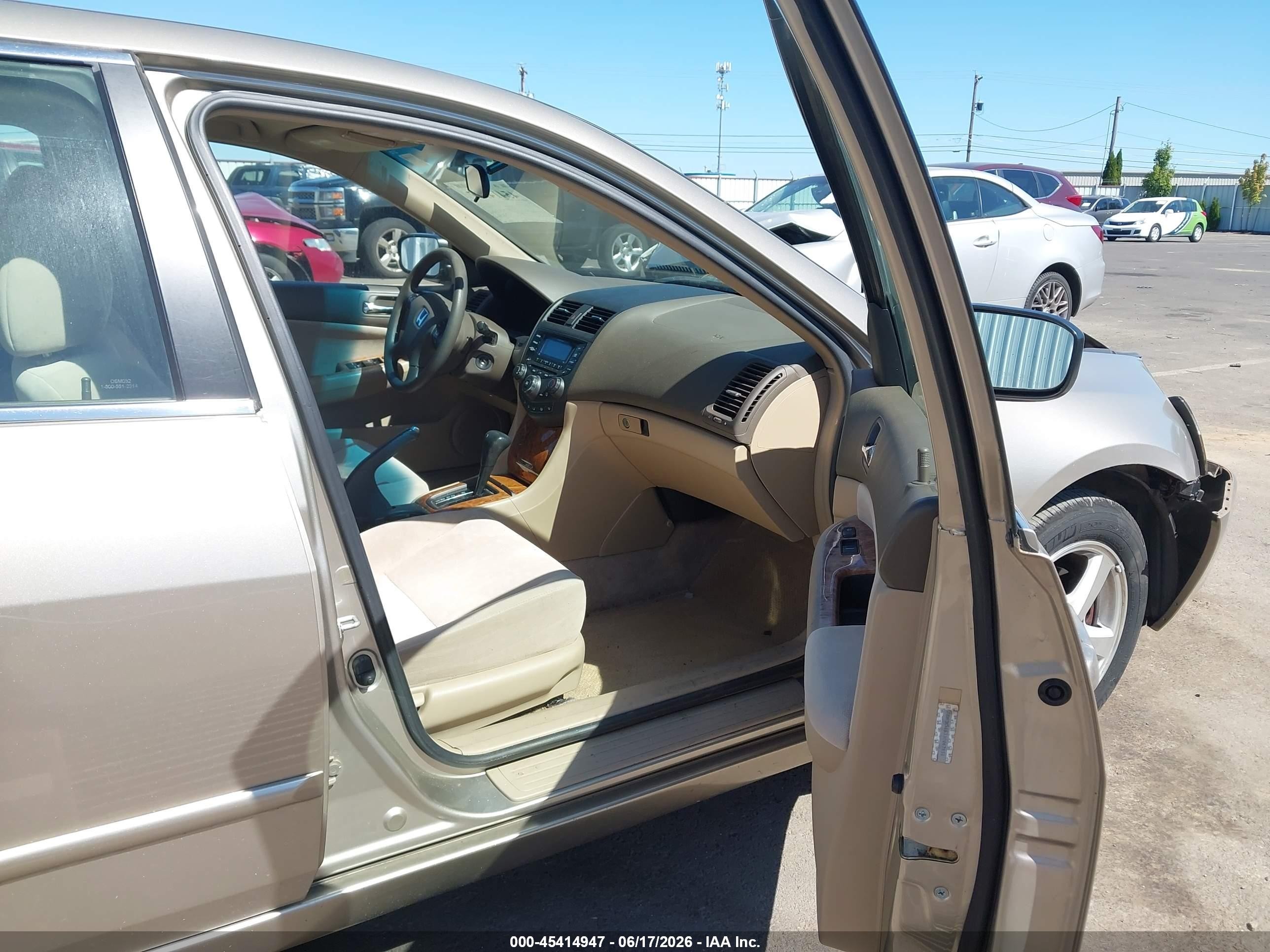 2003 Honda Accord 2.4 Ex Gold vin: JHMCM56633C067851
