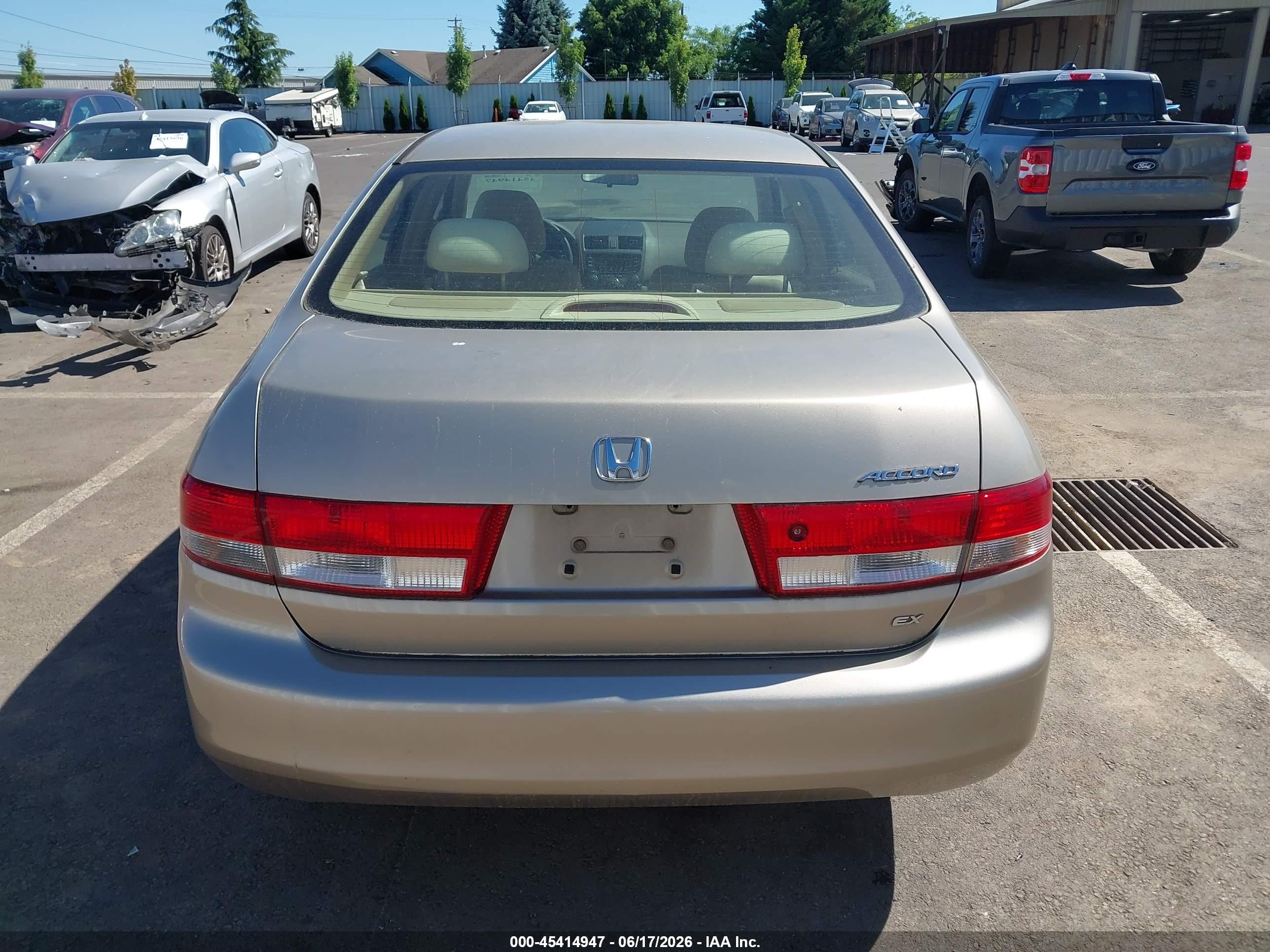 2003 Honda Accord 2.4 Ex Gold vin: JHMCM56633C067851
