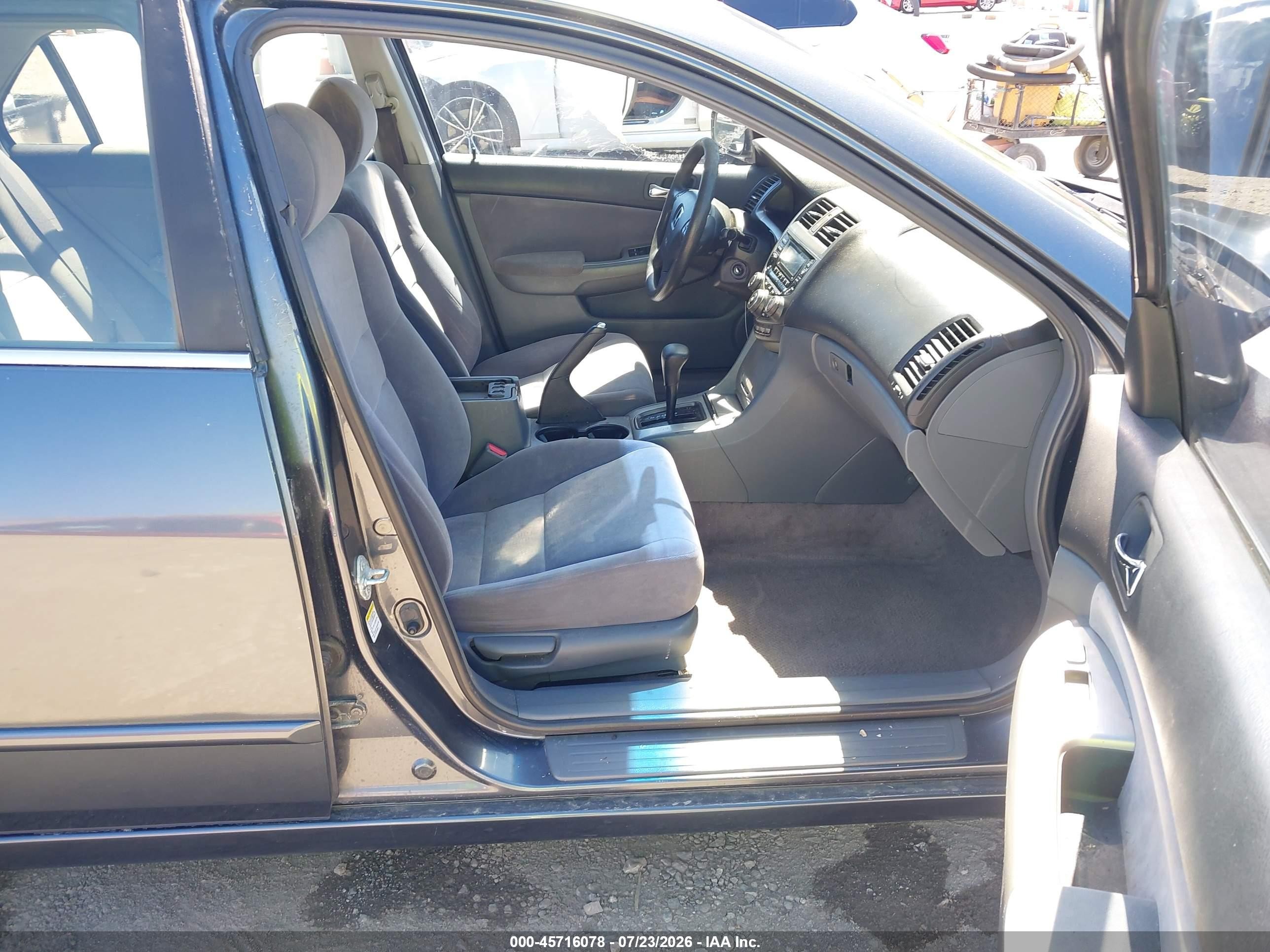 2004 Honda Accord 2.4 Ex Gray vin: JHMCM56634C017579