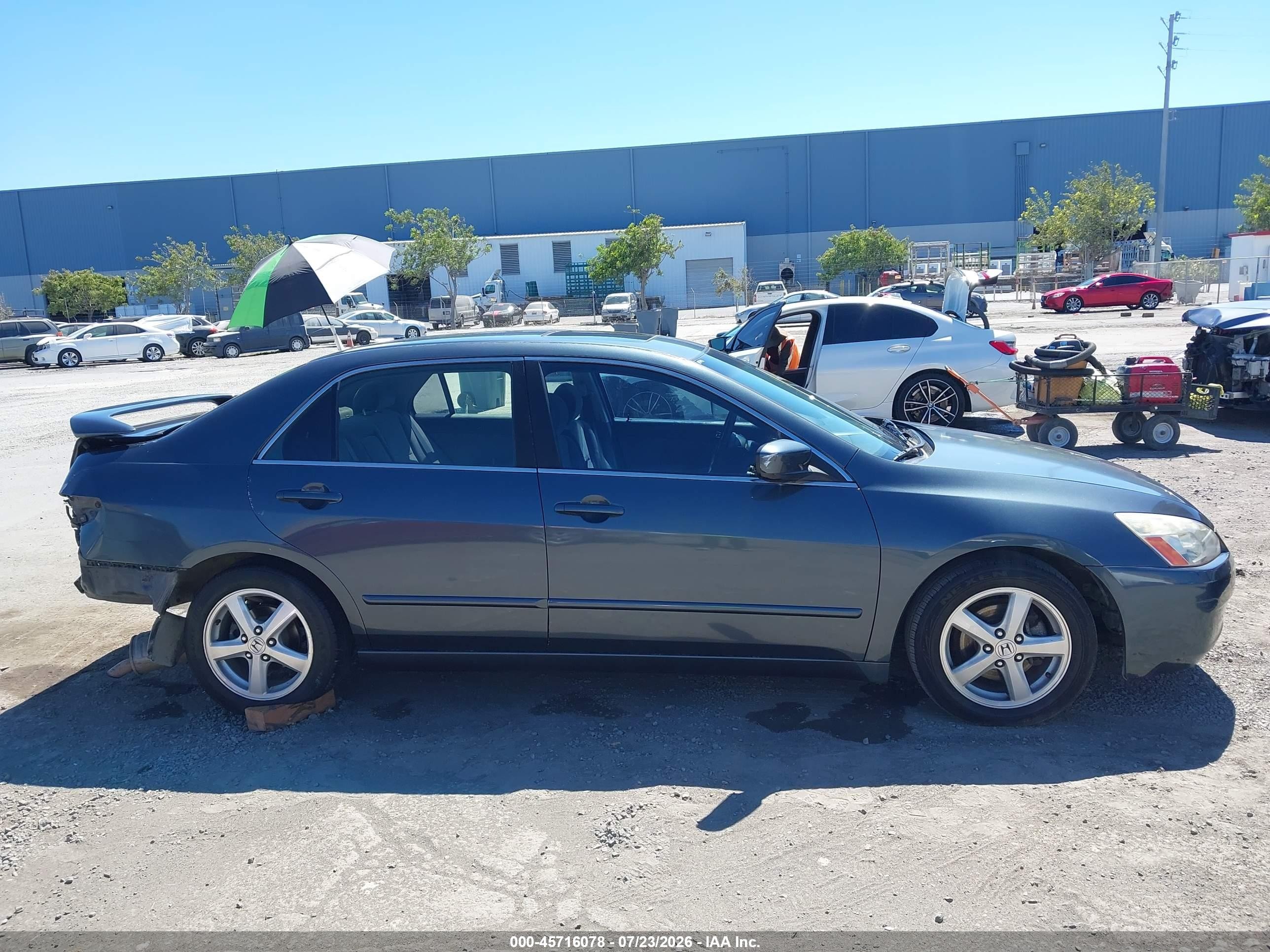 2004 Honda Accord 2.4 Ex Gray vin: JHMCM56634C017579