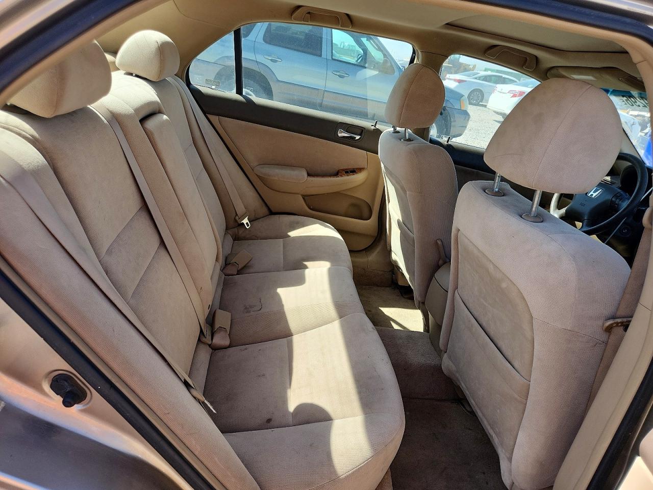 2003 Honda Accord Ex Gold vin: JHMCM56643C013569