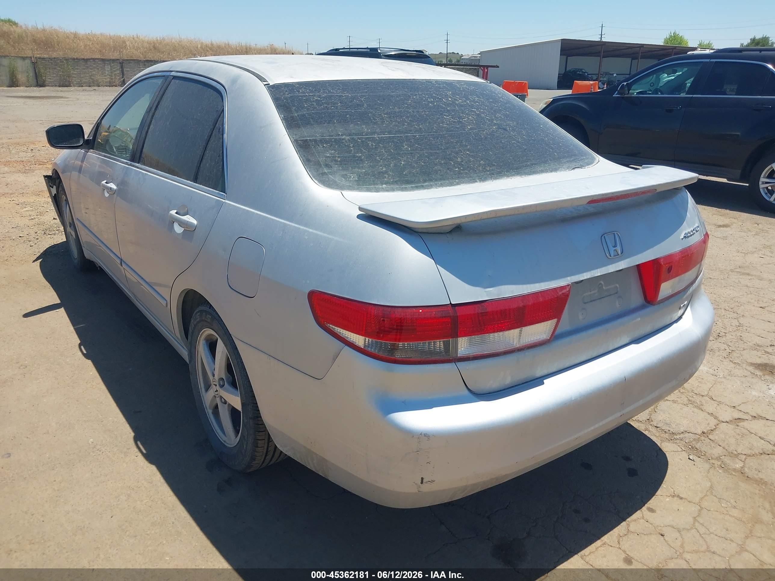 2004 Honda Accord 2.4 Ex Silver vin: JHMCM56644C020538