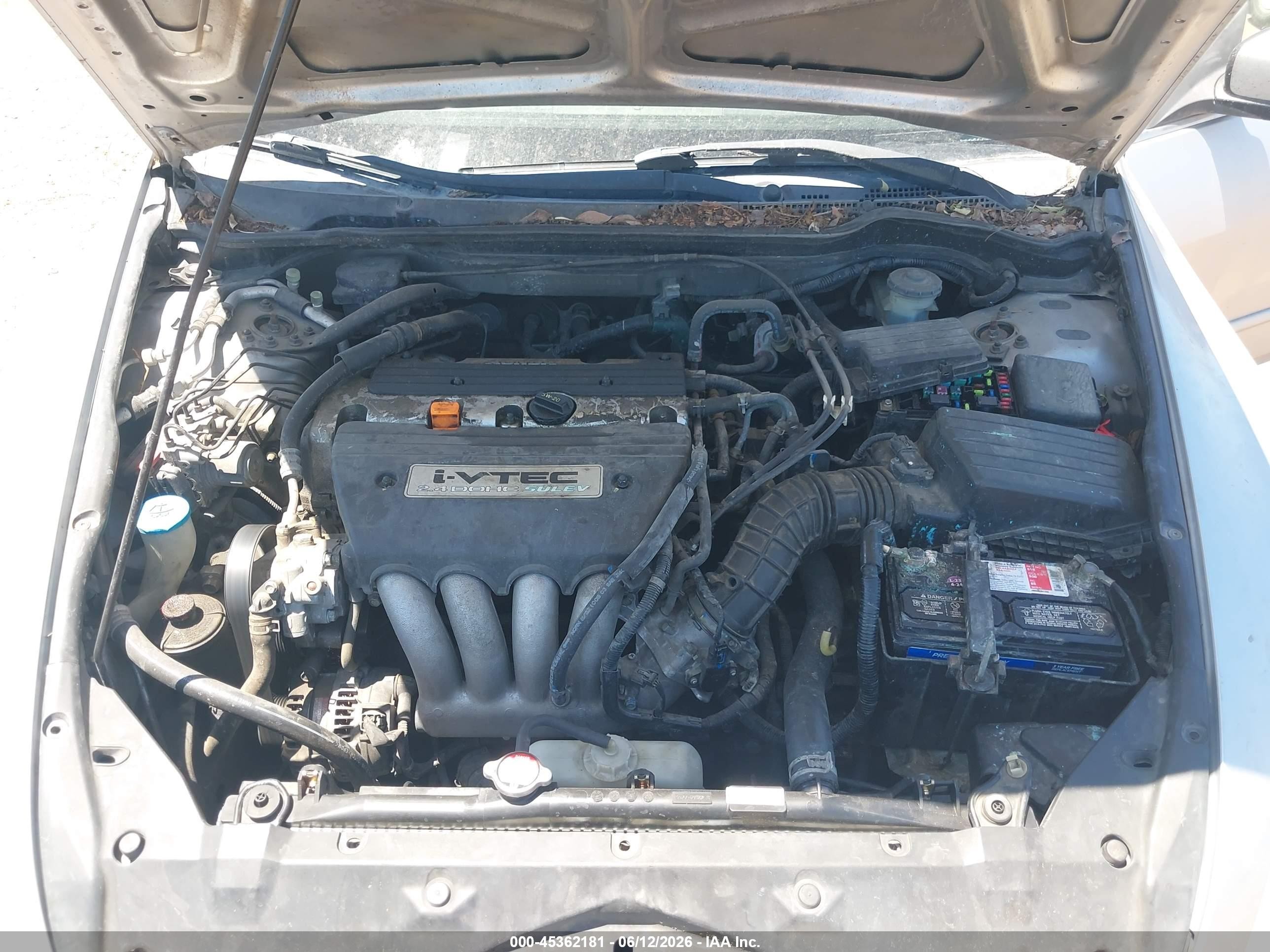 2004 Honda Accord 2.4 Ex Silver vin: JHMCM56644C020538