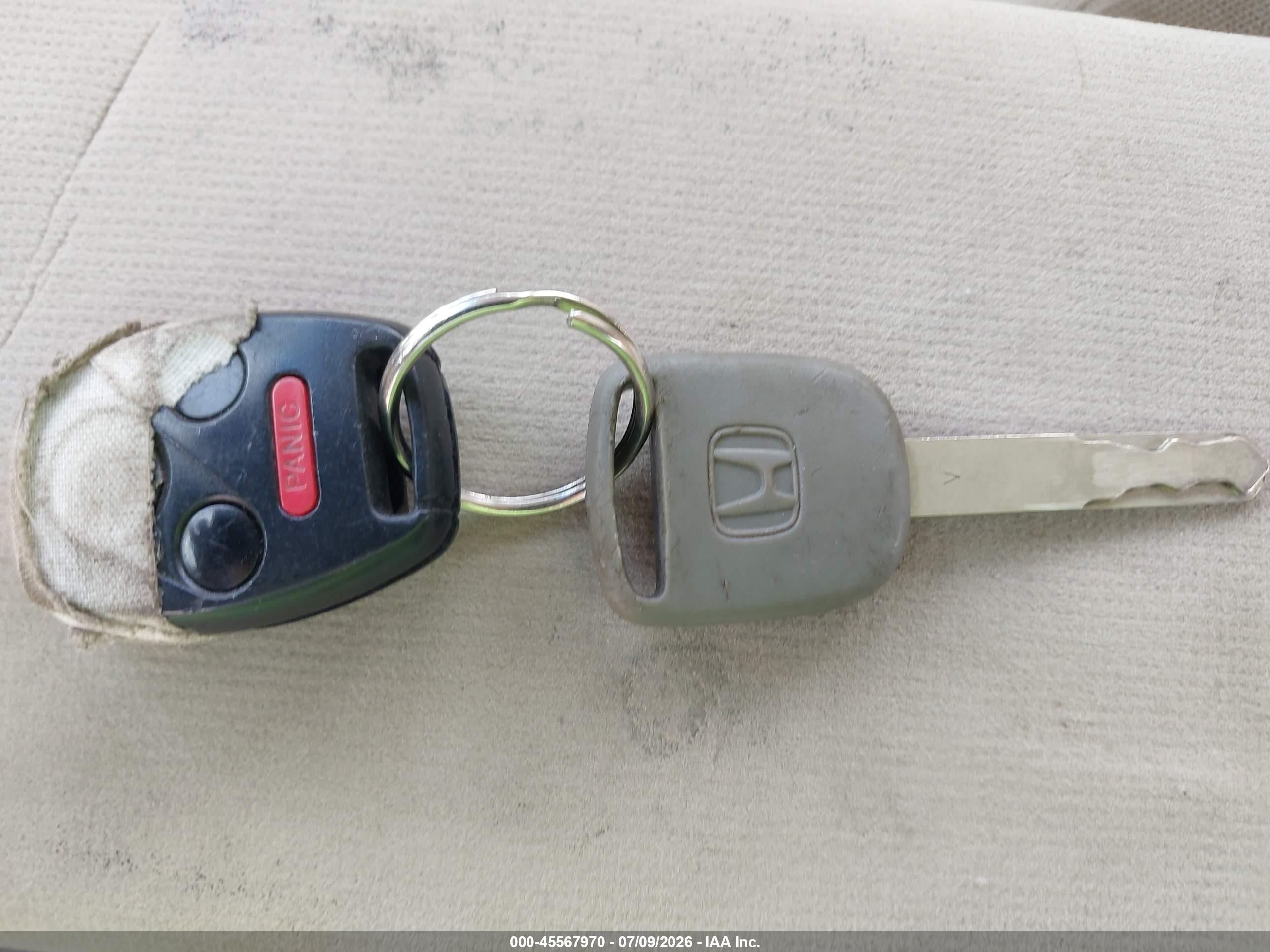 2004 Honda Accord 2.4 Ex White vin: JHMCM56654C033024