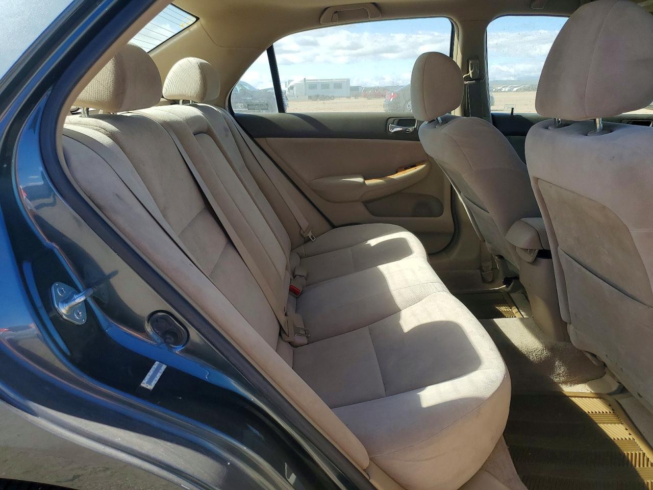 2004 Hond Accord Ex Gray vin: JHMCM56654C036828