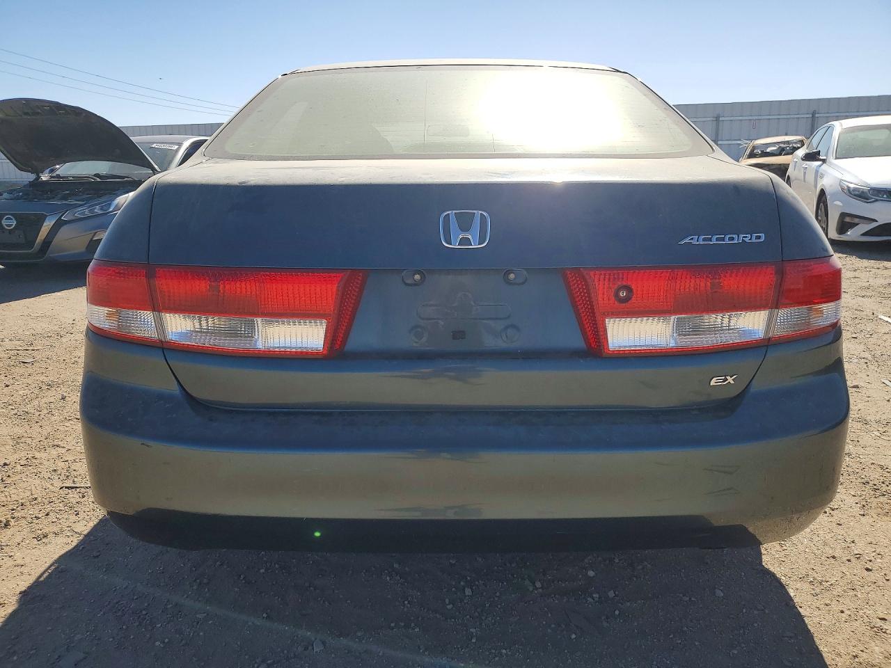 2004 Hond Accord Ex Gray vin: JHMCM56654C036828