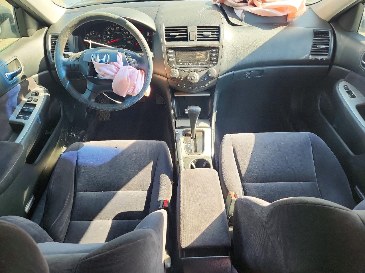 2003 Honda Accord Silver vin: JHMCM56663C024184