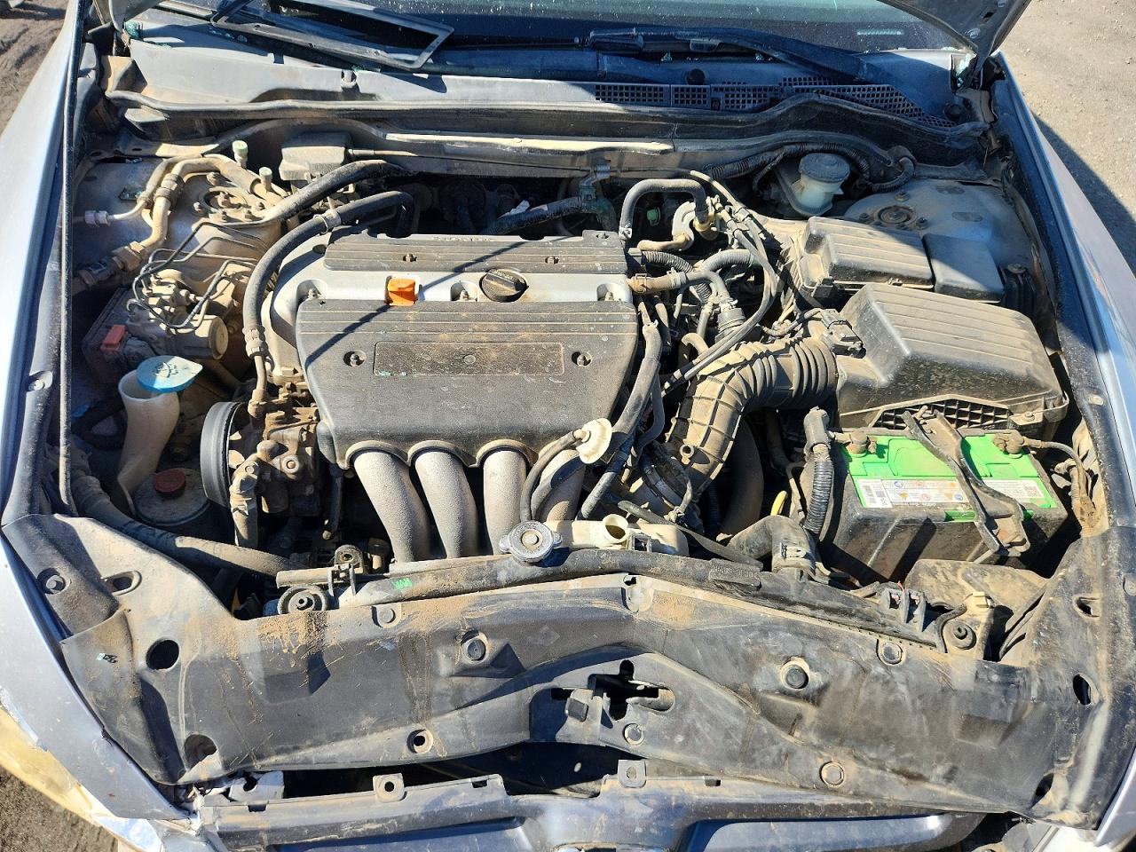 2003 Honda Accord Silver vin: JHMCM56663C024184