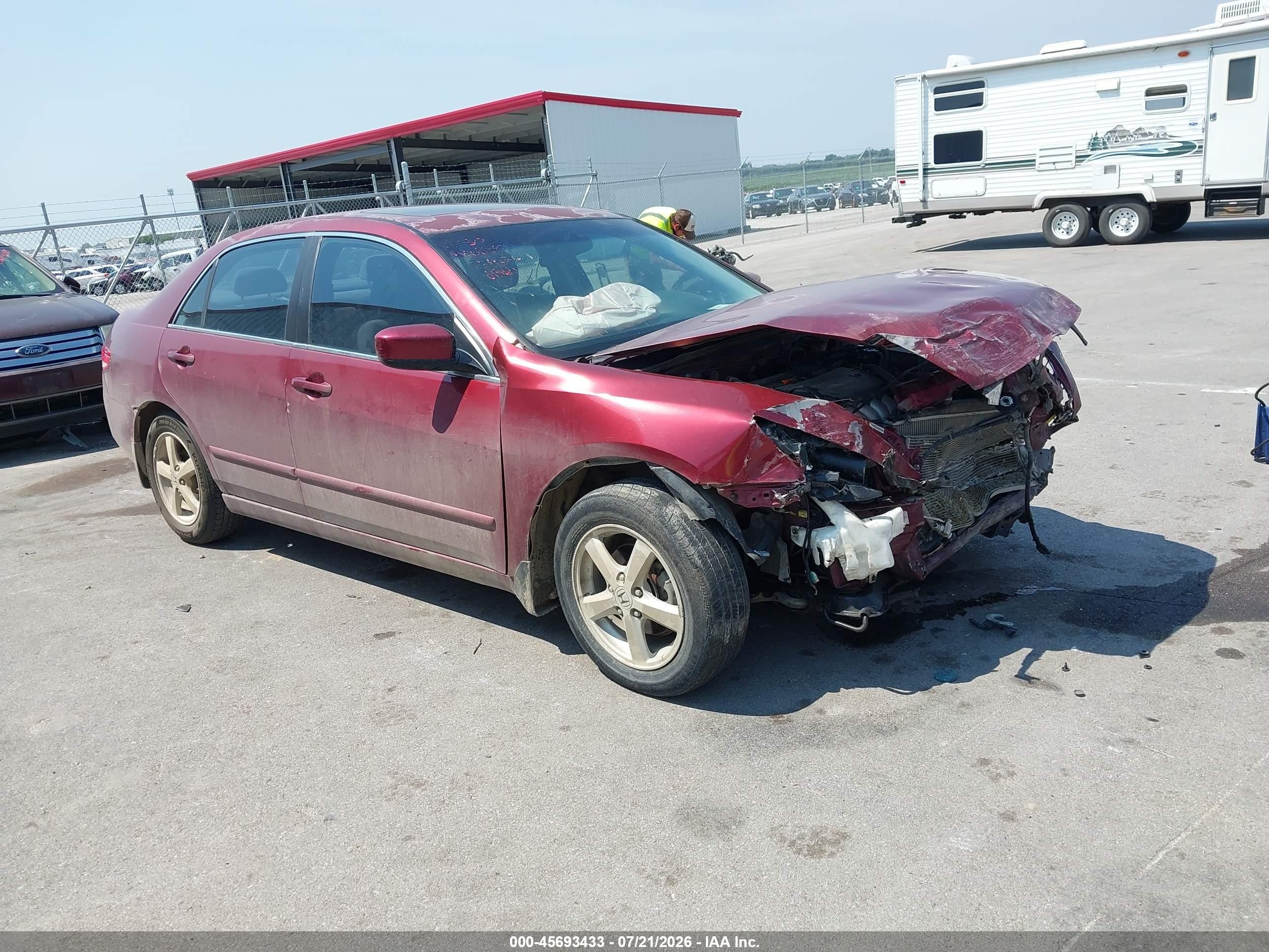 2003 Honda Accord Sdn Ex Красный vin: JHMCM56673C016014