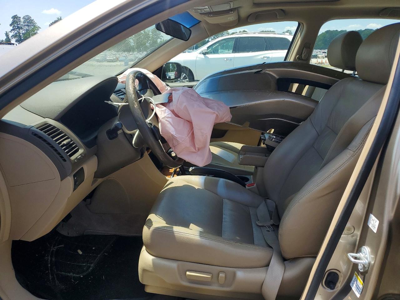 2003 Honda Accord Ex Gold vin: JHMCM56673C020905