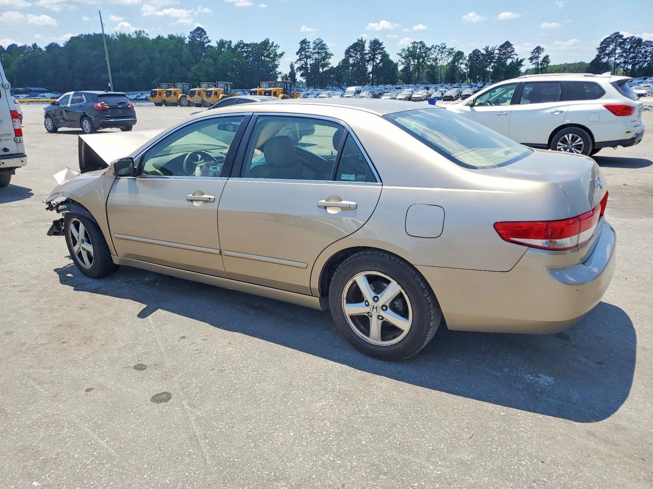 2003 Honda Accord Ex Gold vin: JHMCM56673C020905