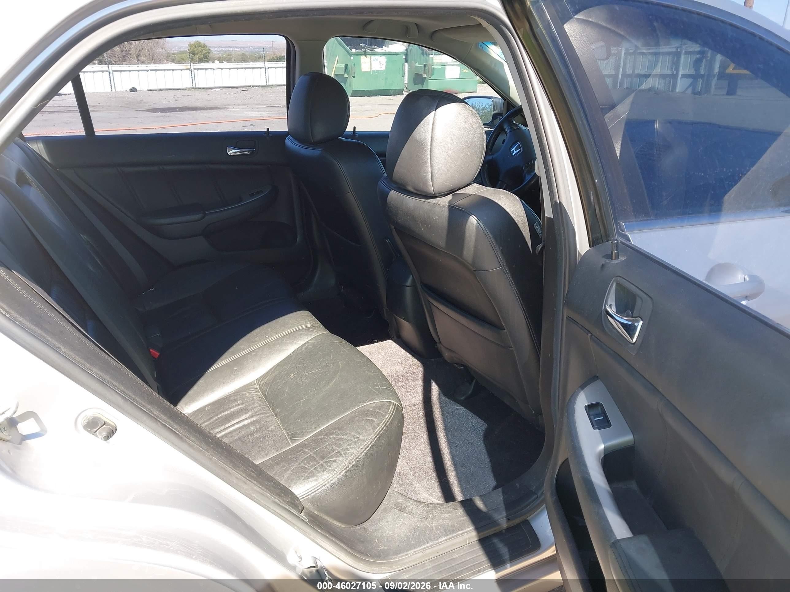 2003 Honda Accord 2.4 Ex Silver vin: JHMCM56673C074995