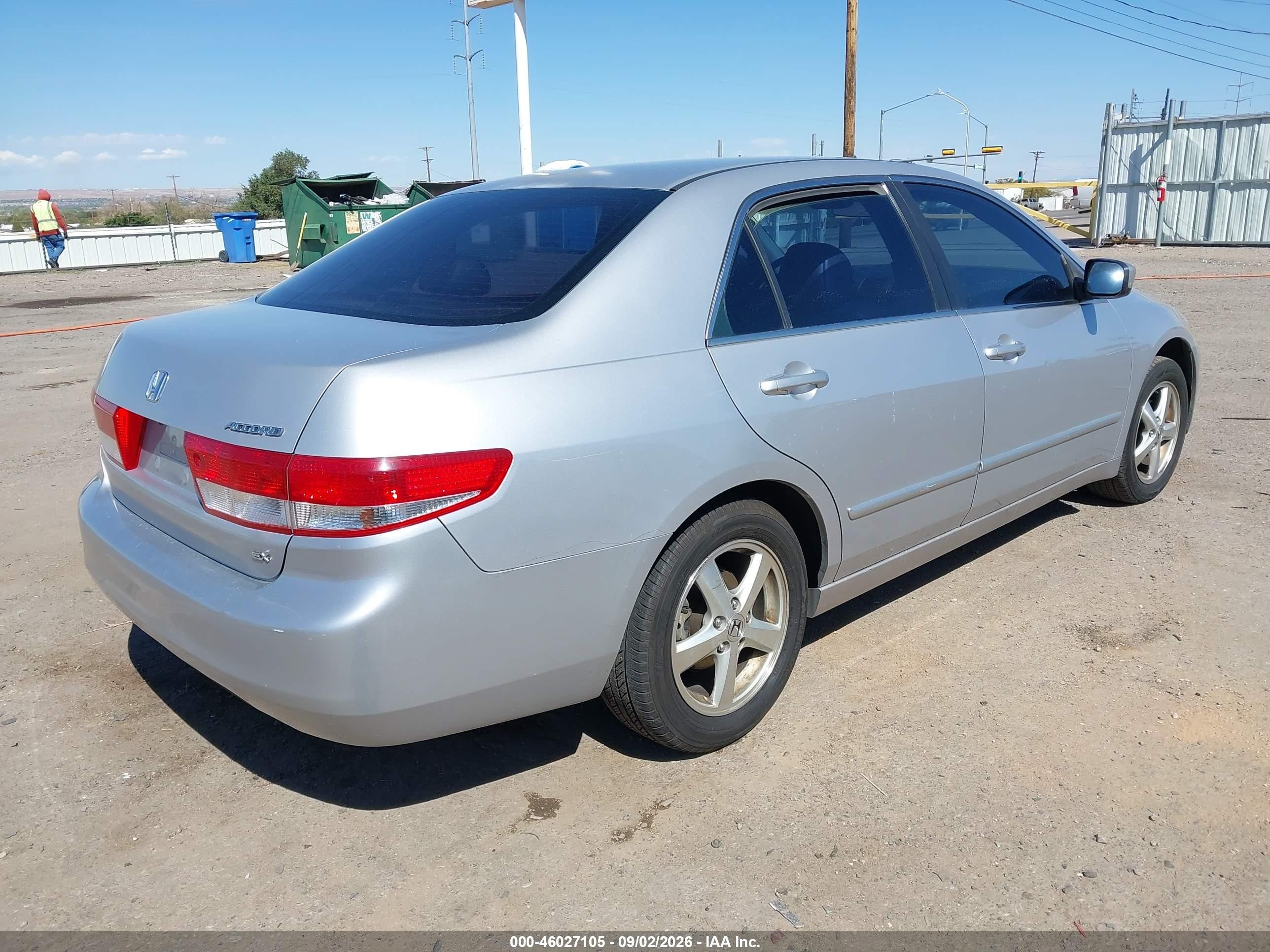 2003 Honda Accord 2.4 Ex Silver vin: JHMCM56673C074995