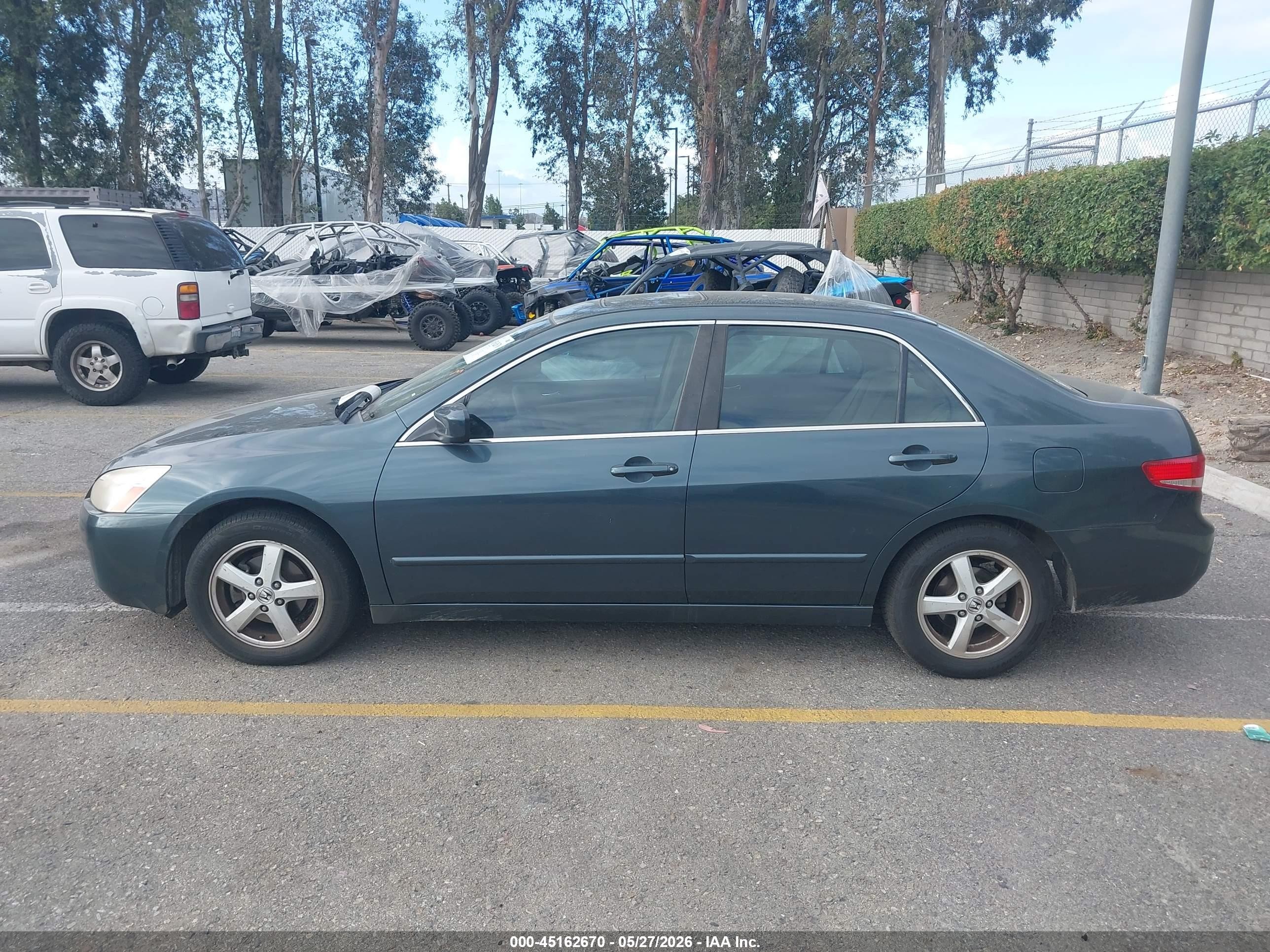 2004 Honda Accord 2.4 Ex Gray vin: JHMCM56674C027953