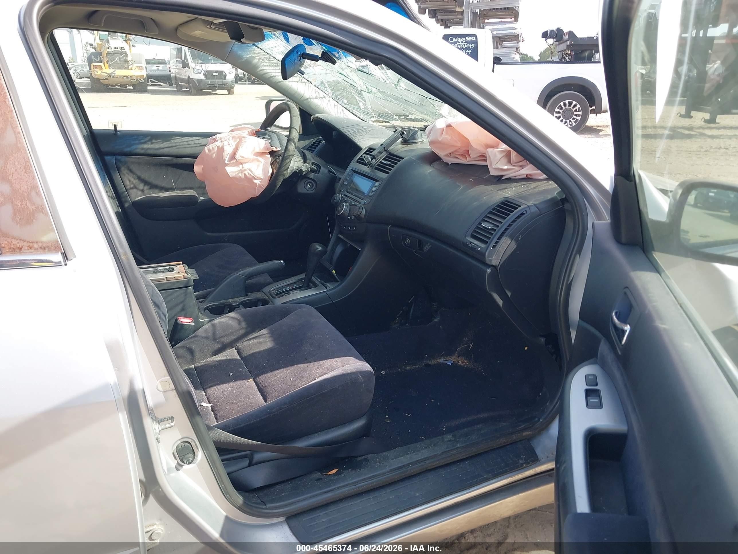 2003 Honda Accord Sdn Ex Silver vin: JHMCM56683C050480