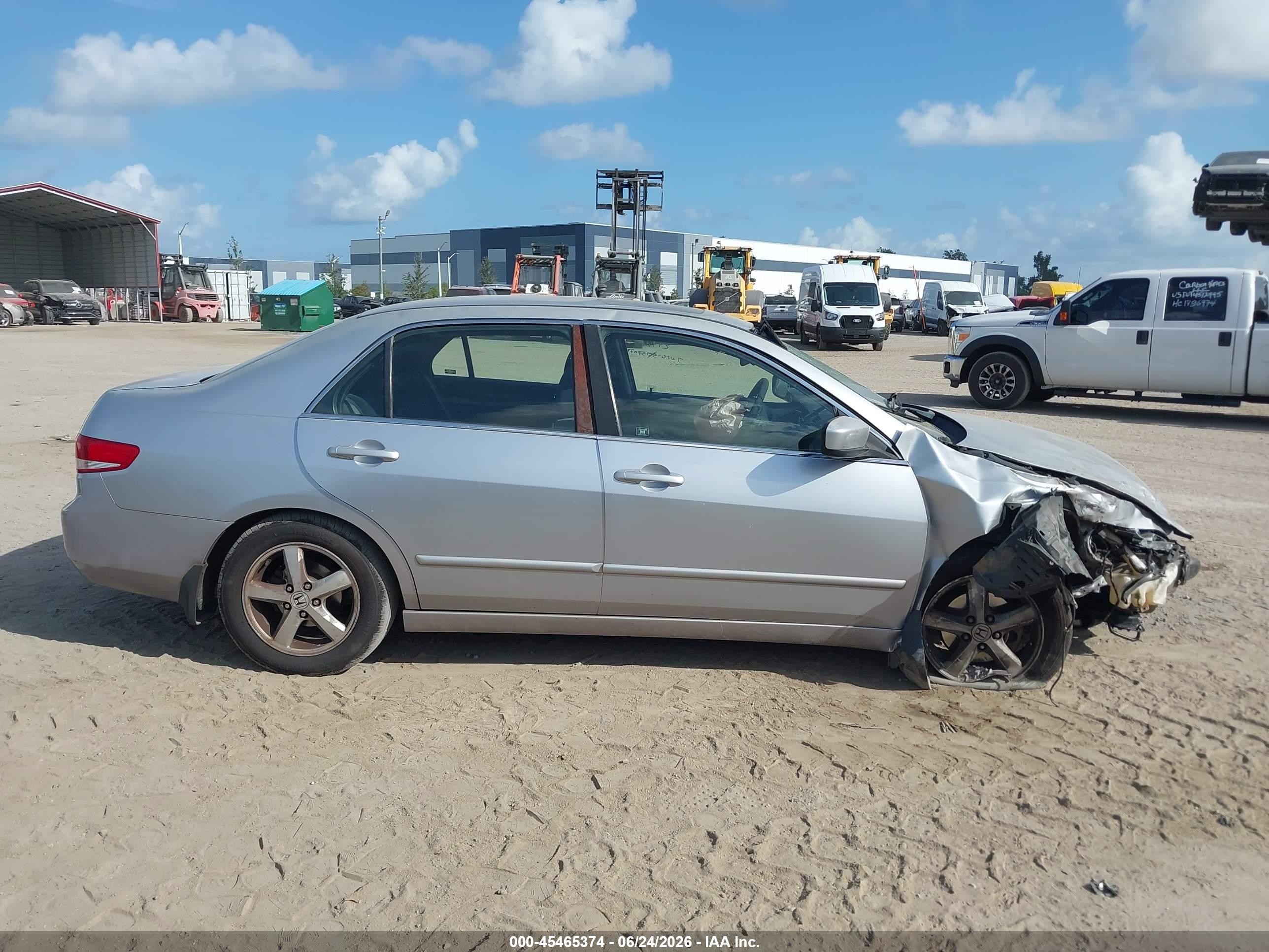 2003 Honda Accord Sdn Ex Silver vin: JHMCM56683C050480