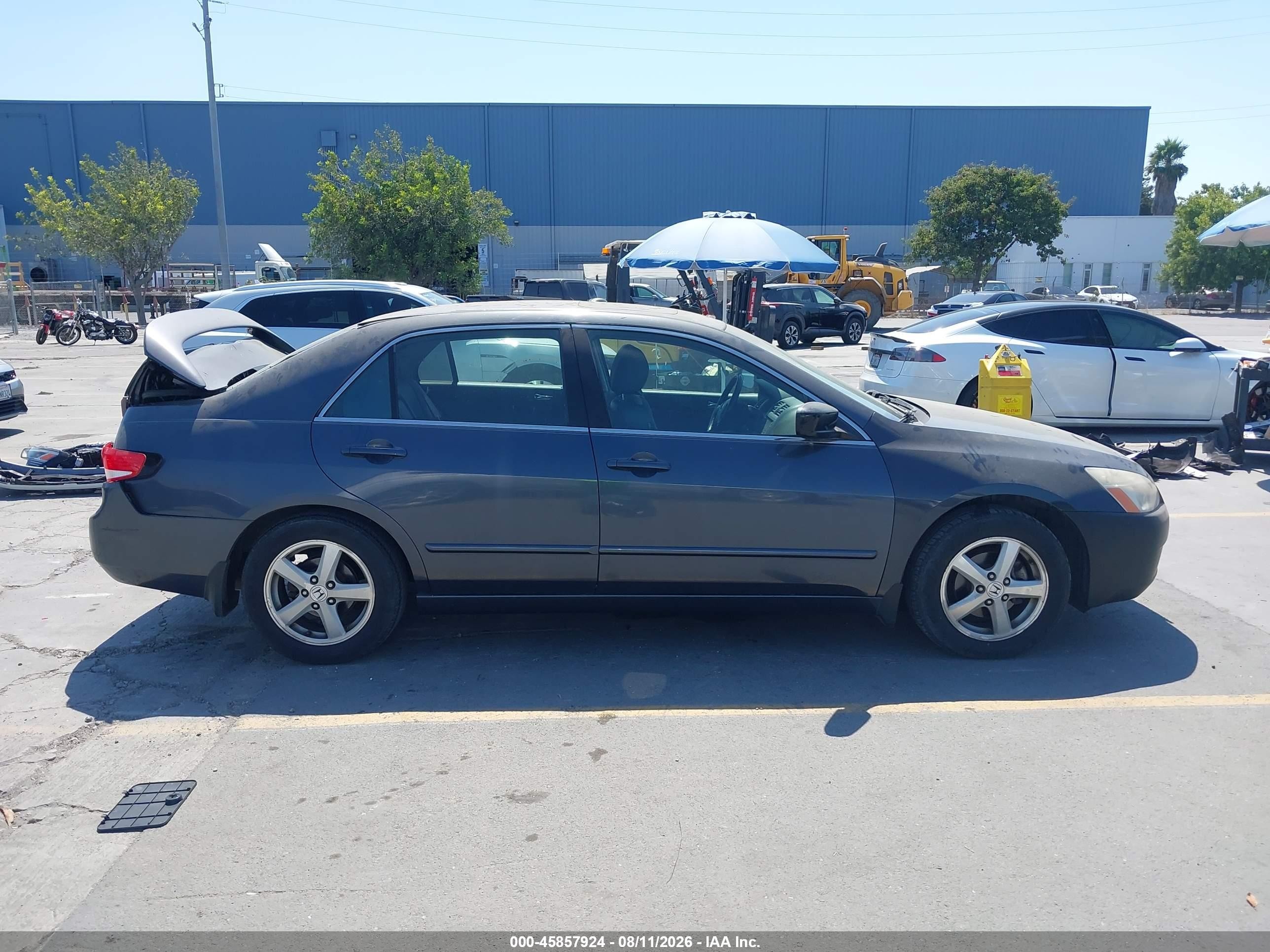 2003 Honda Accord 2.4 Ex Gray vin: JHMCM56683C057302
