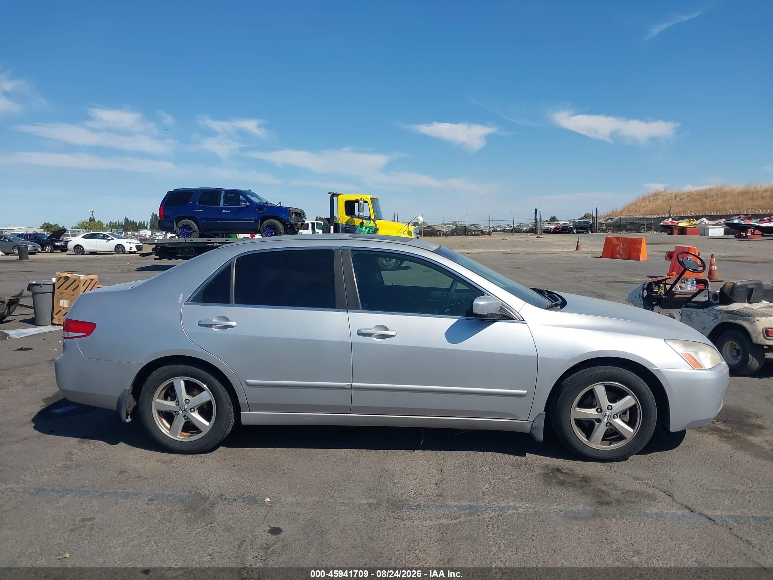 2003 Honda Accord 2.4 Ex Silver vin: JHMCM56683C069725