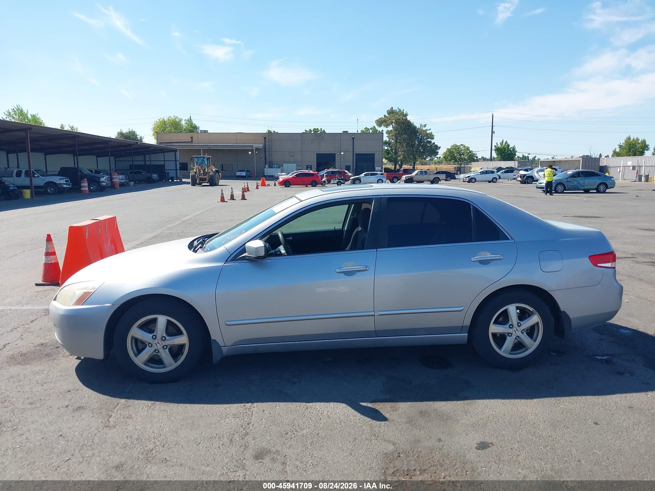2003 Honda Accord 2.4 Ex Silver vin: JHMCM56683C069725