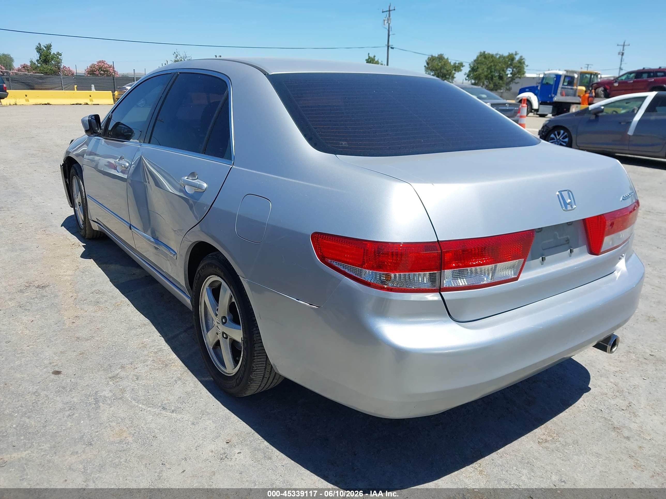 2003 Honda Accord 2.4 Ex Silver vin: JHMCM566X3C064672