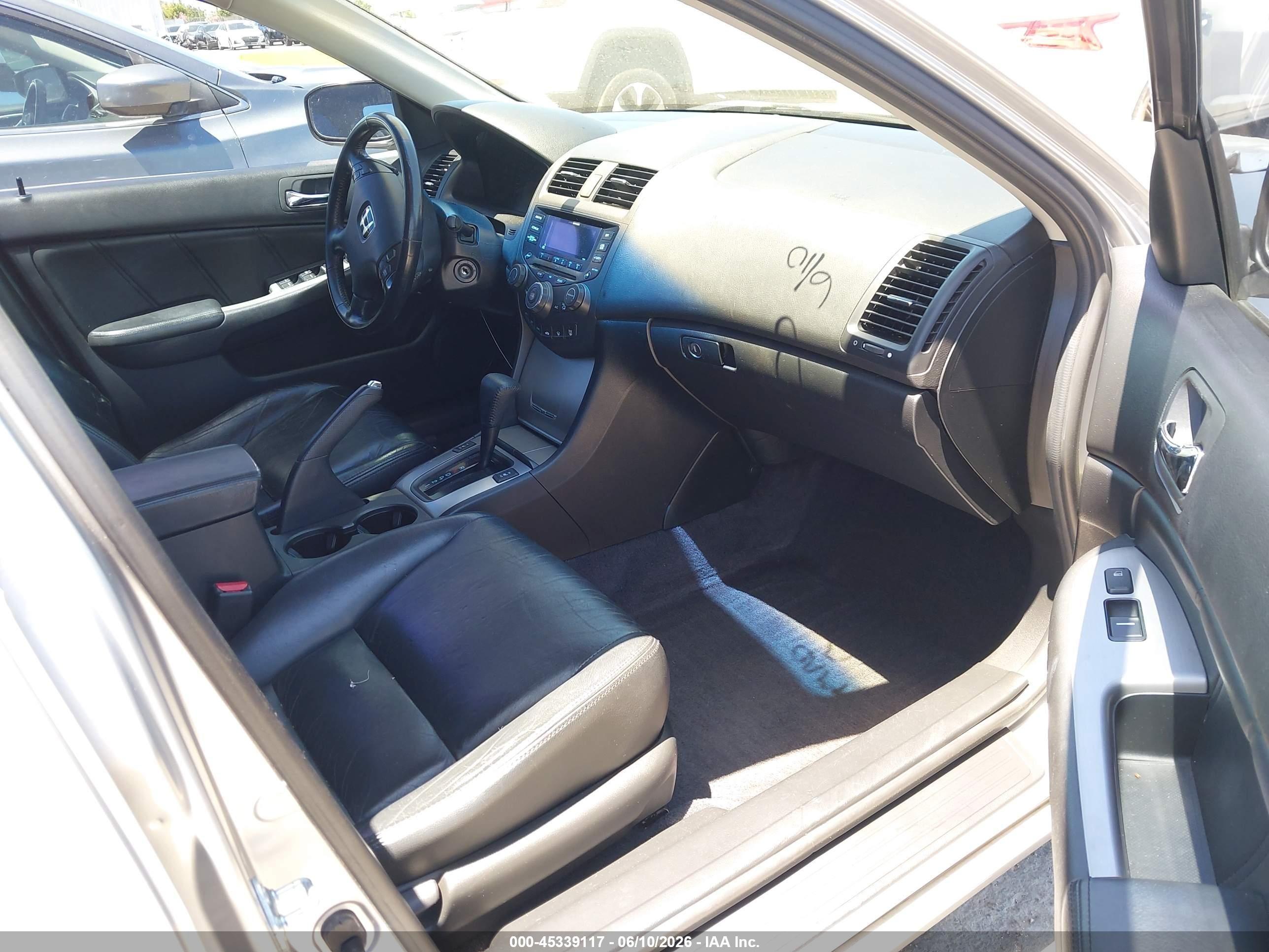 2003 Honda Accord 2.4 Ex Silver vin: JHMCM566X3C064672
