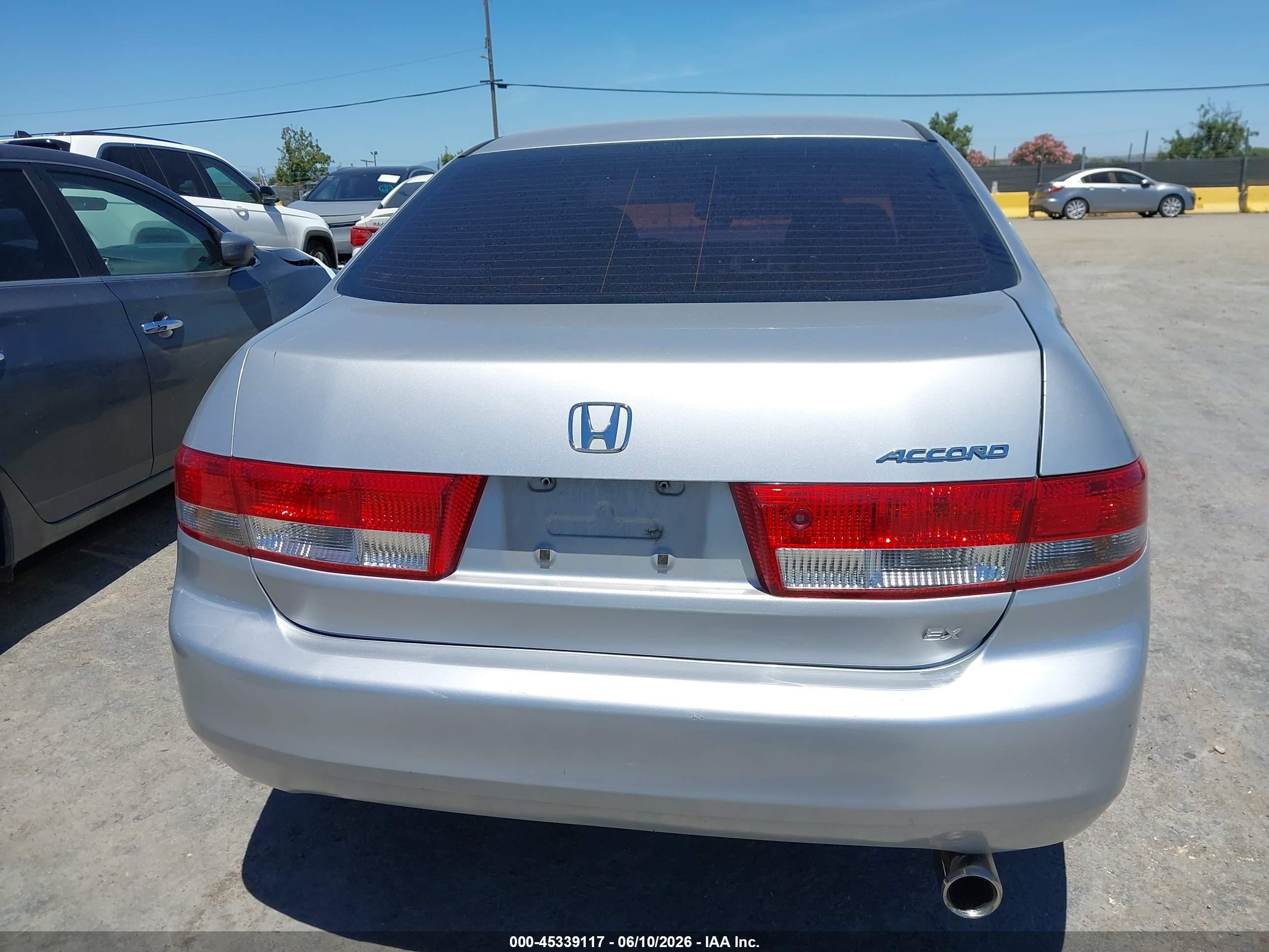 2003 Honda Accord 2.4 Ex Silver vin: JHMCM566X3C064672