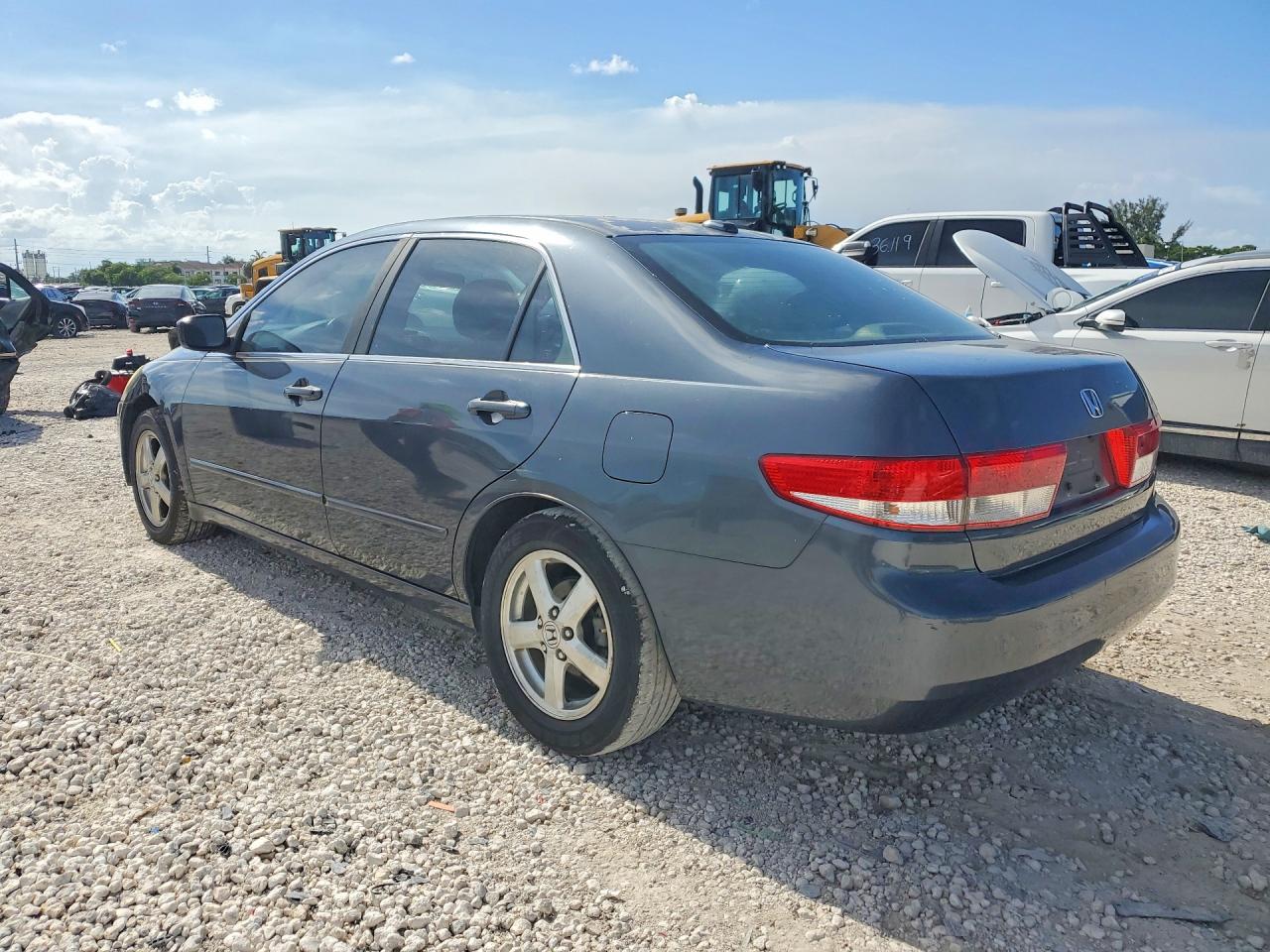 2004 Honda Accord Ex Gray vin: JHMCM56704C015751