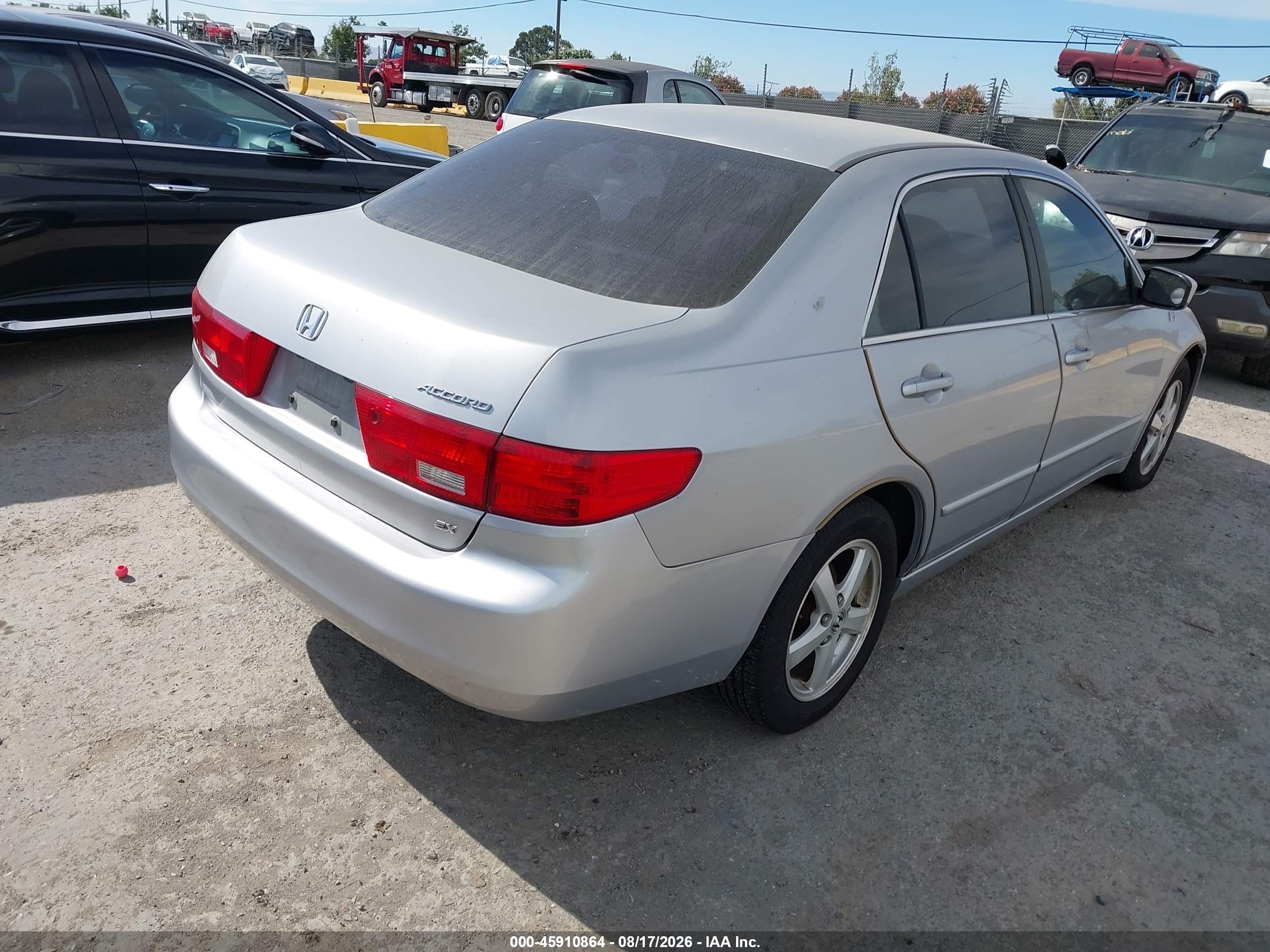 2005 Honda Accord 2.4 Ex Silver vin: JHMCM56705C003147