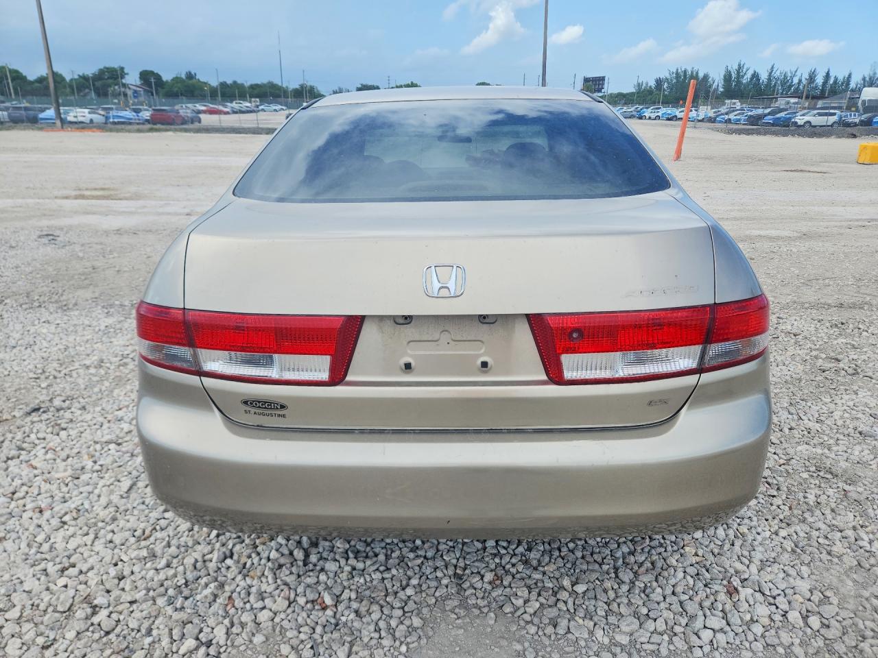 2003 Honda Accord Ex Beige vin: JHMCM56713C070983