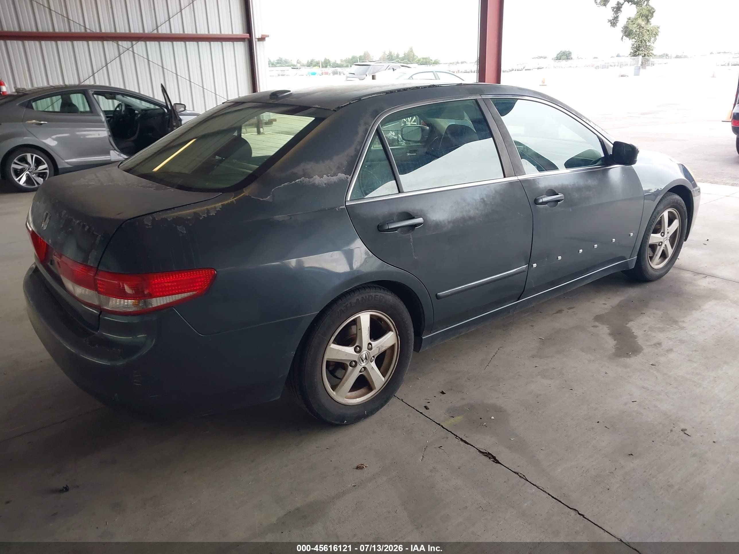 2004 Honda Accord 2.4 Ex Light Blue vin: JHMCM56744C013551