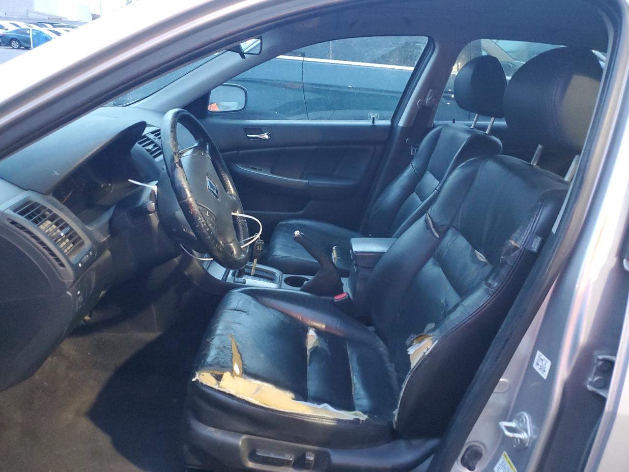 2004 Honda Accord Ex Silver vin: JHMCM56744C038708