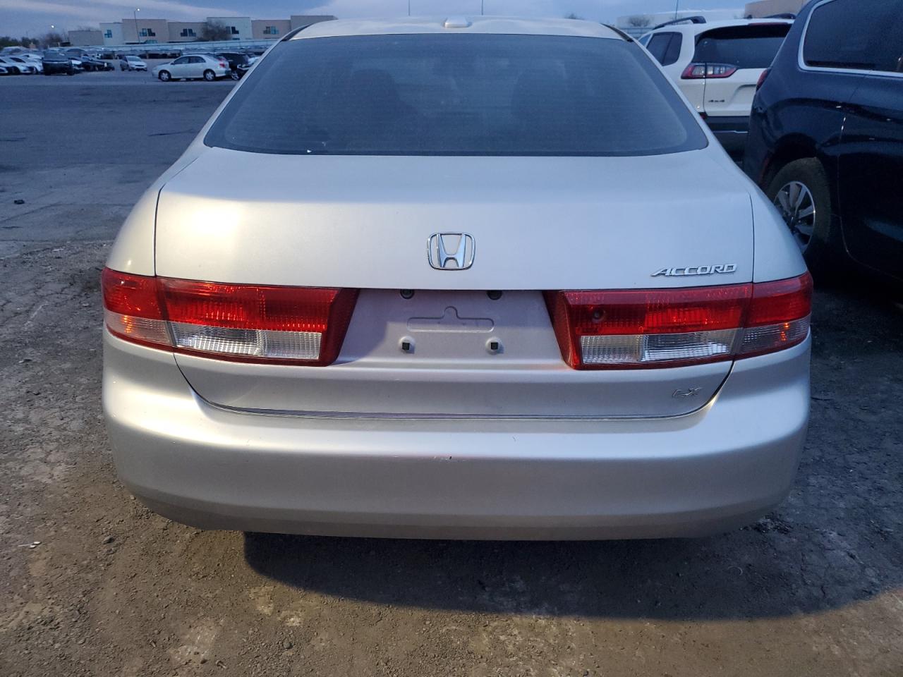 2004 Honda Accord Ex Silver vin: JHMCM56744C038708