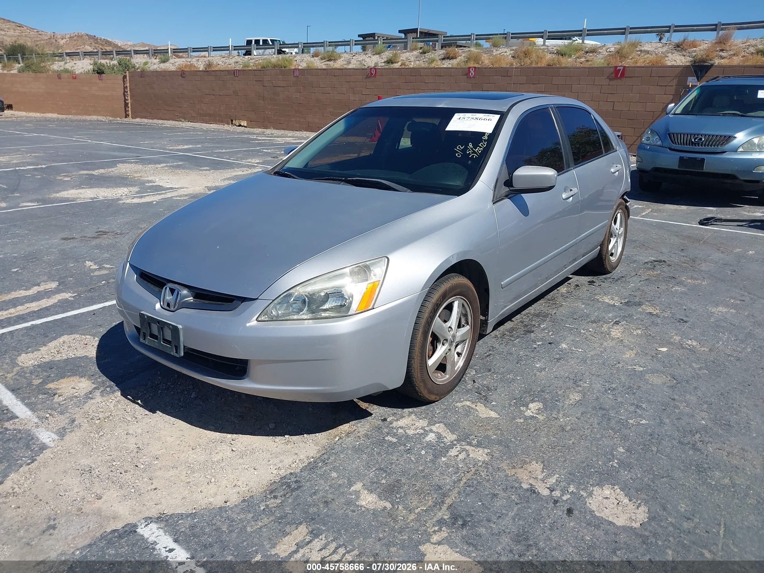 2004 Honda Accord 2.4 Ex Silver vin: JHMCM56754C018662