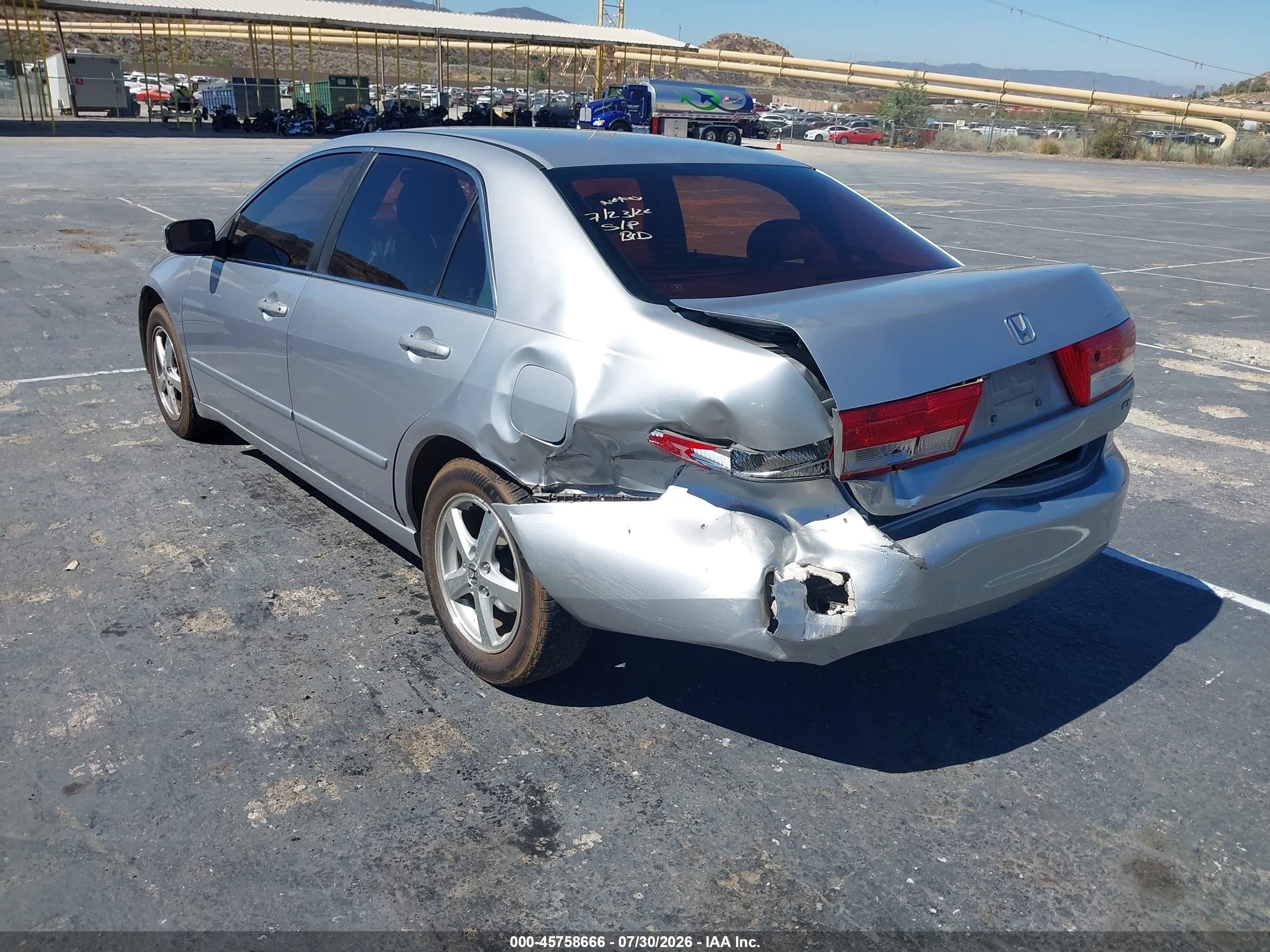 2004 Honda Accord 2.4 Ex Silver vin: JHMCM56754C018662