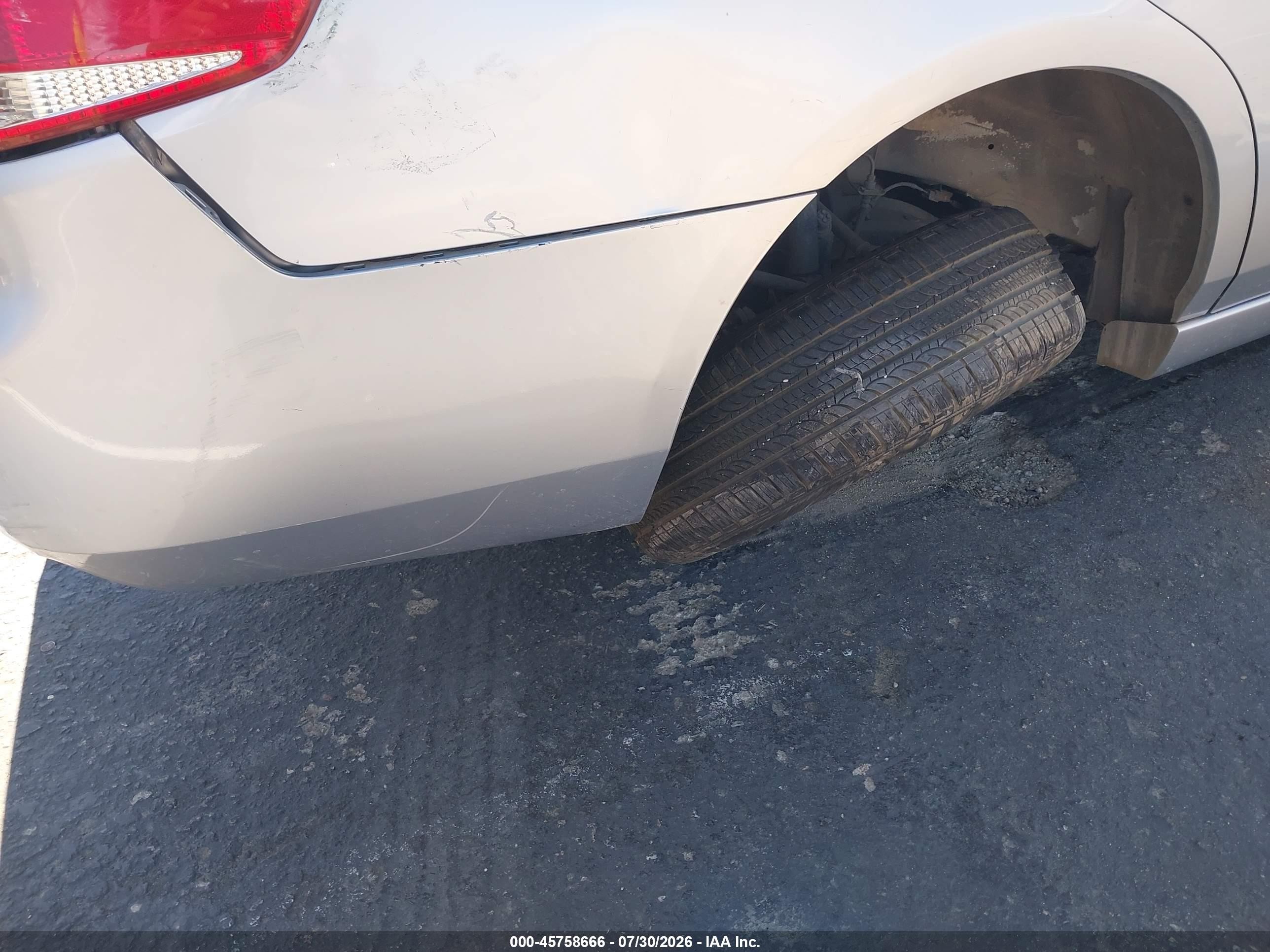 2004 Honda Accord 2.4 Ex Silver vin: JHMCM56754C018662