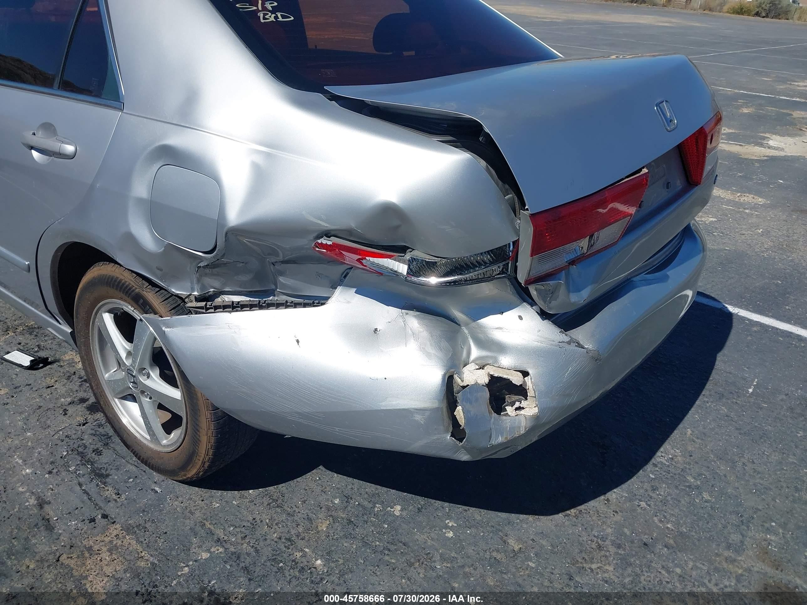 2004 Honda Accord 2.4 Ex Silver vin: JHMCM56754C018662