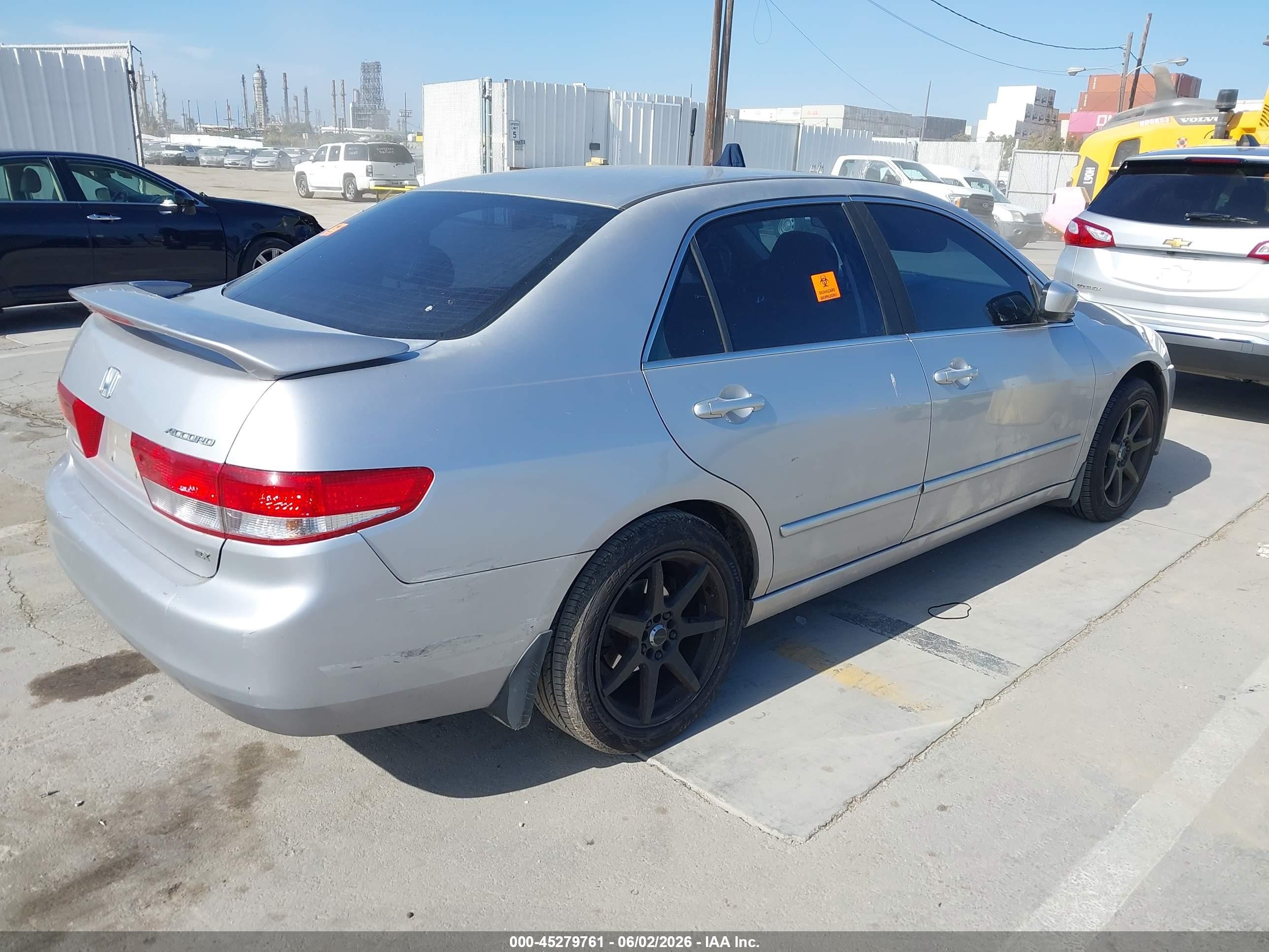 2003 Honda Accord 2.4 Ex Silver vin: JHMCM56763C067559