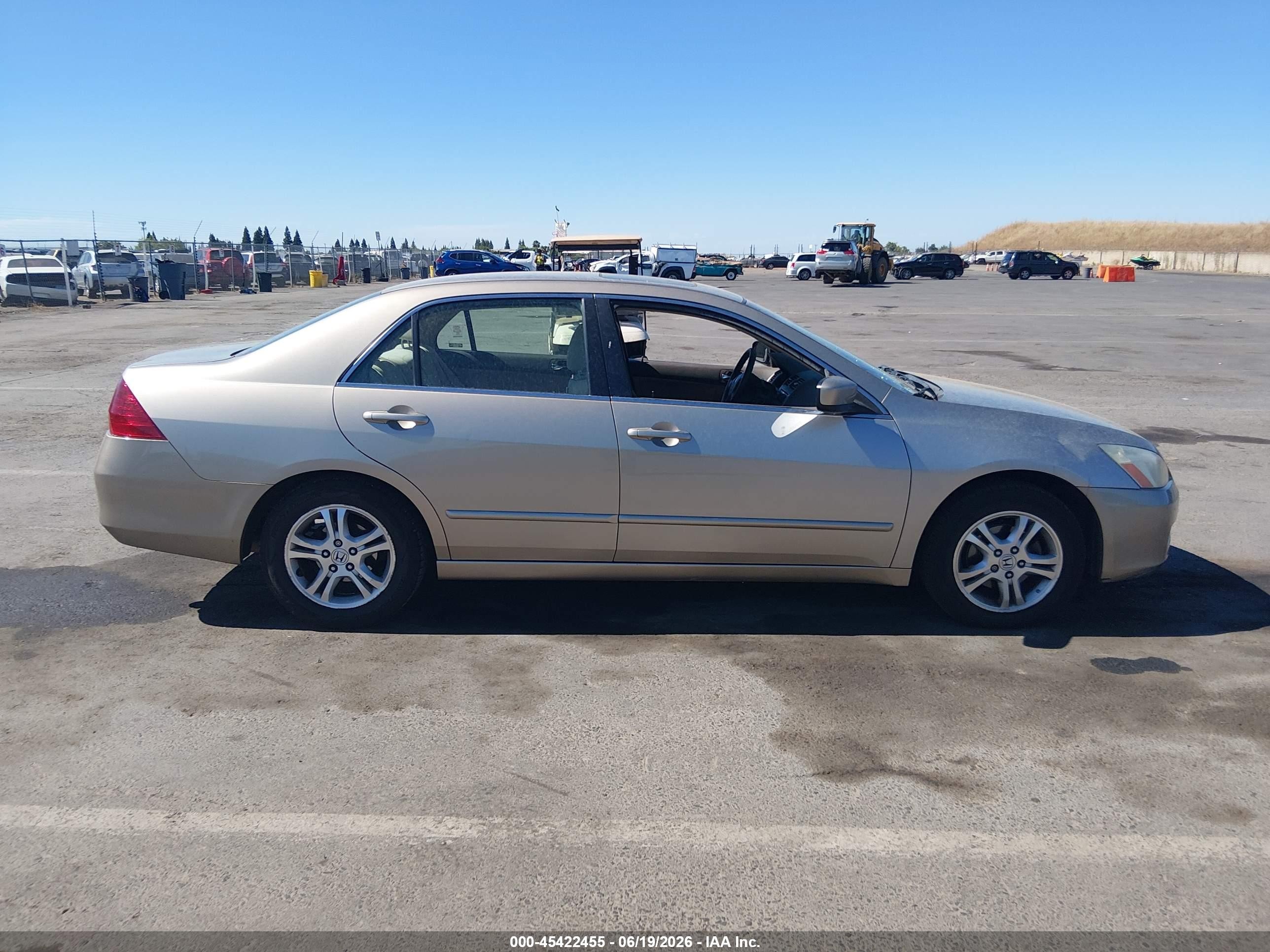 2007 Honda Accord 2.4 Ex Gold vin: JHMCM56767C003446