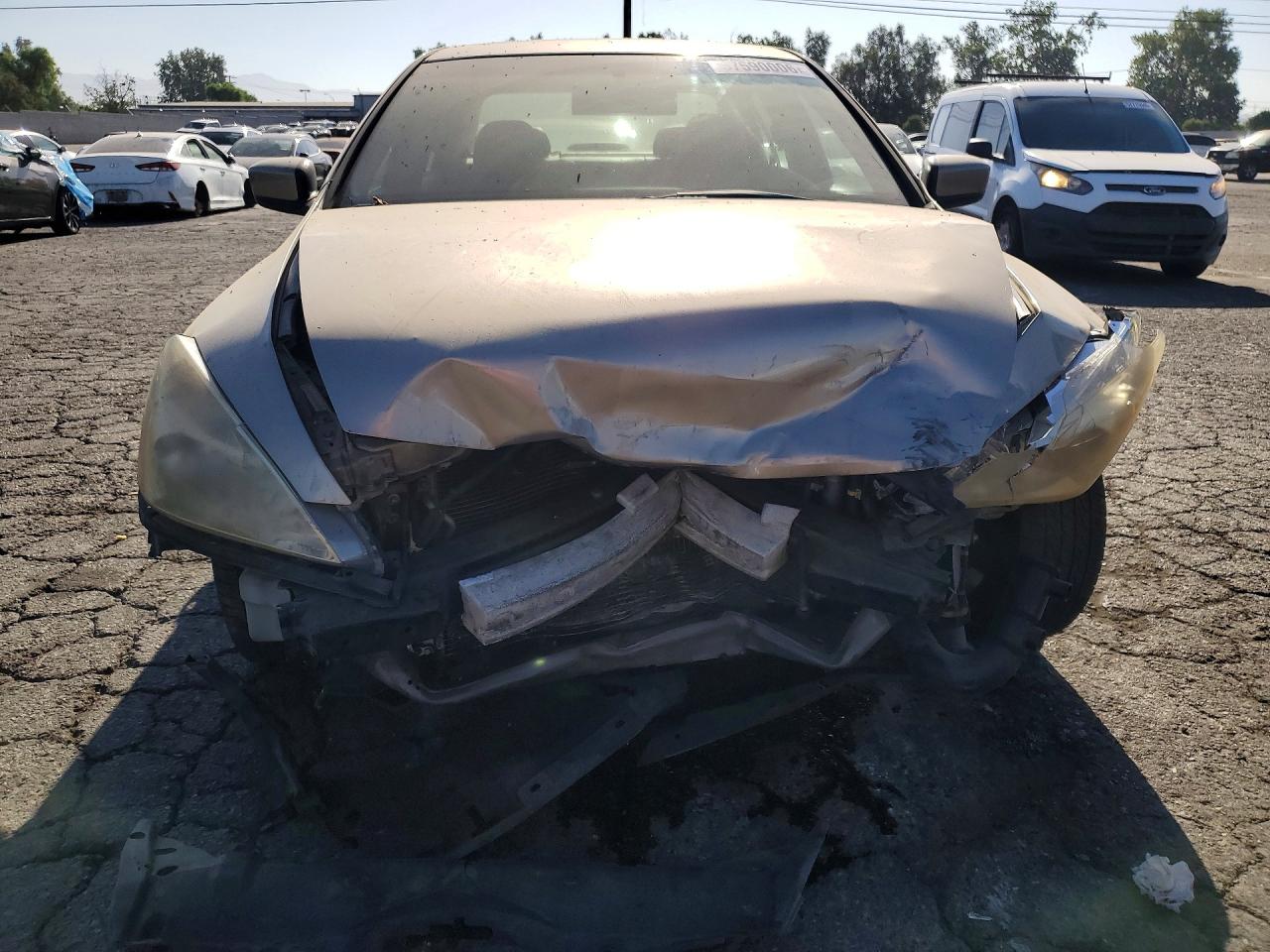 2004 Honda Accord Ex Gold vin: JHMCM56824C002332
