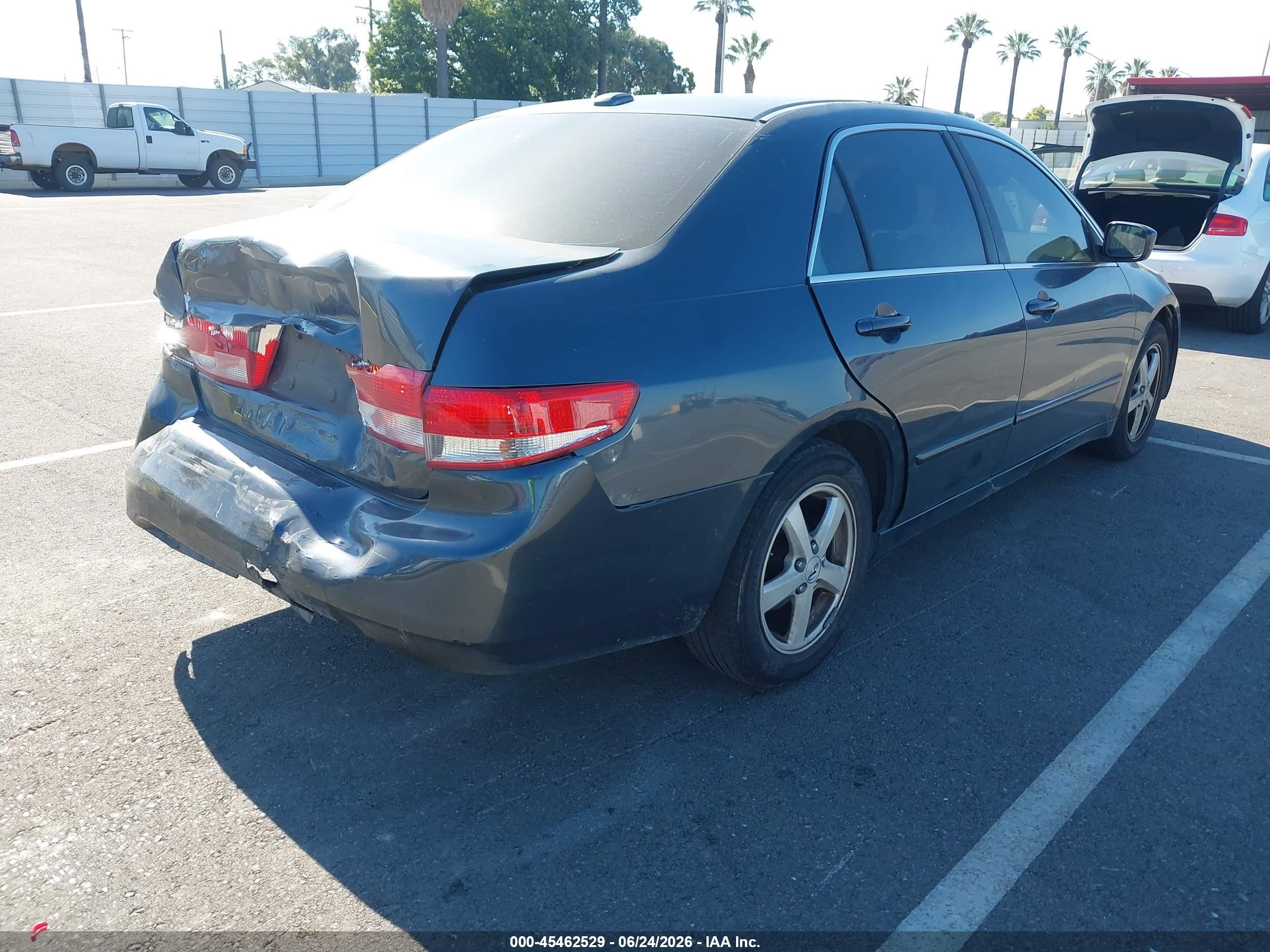 2004 Honda Accord 2.4 Ex Gray vin: JHMCM56824C030857