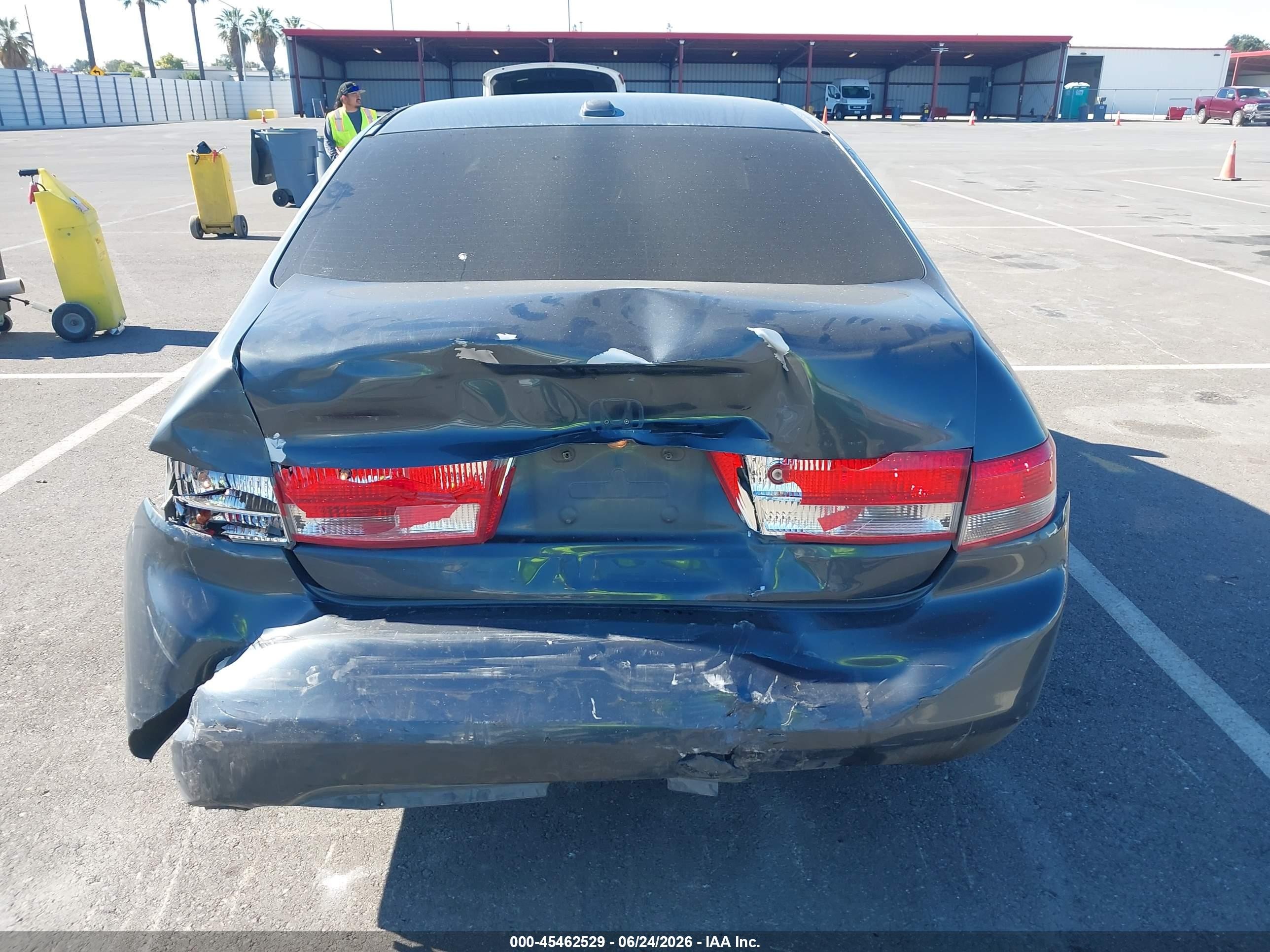 2004 Honda Accord 2.4 Ex Gray vin: JHMCM56824C030857