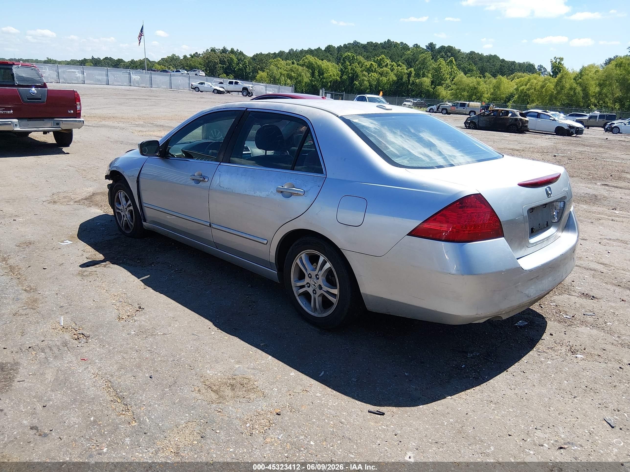 2006 Honda Accord 2.4 Ex Silver vin: JHMCM56826C007338