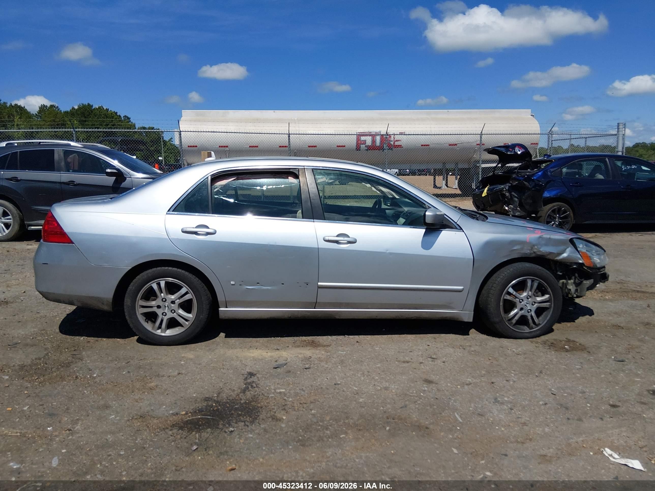2006 Honda Accord 2.4 Ex Silver vin: JHMCM56826C007338