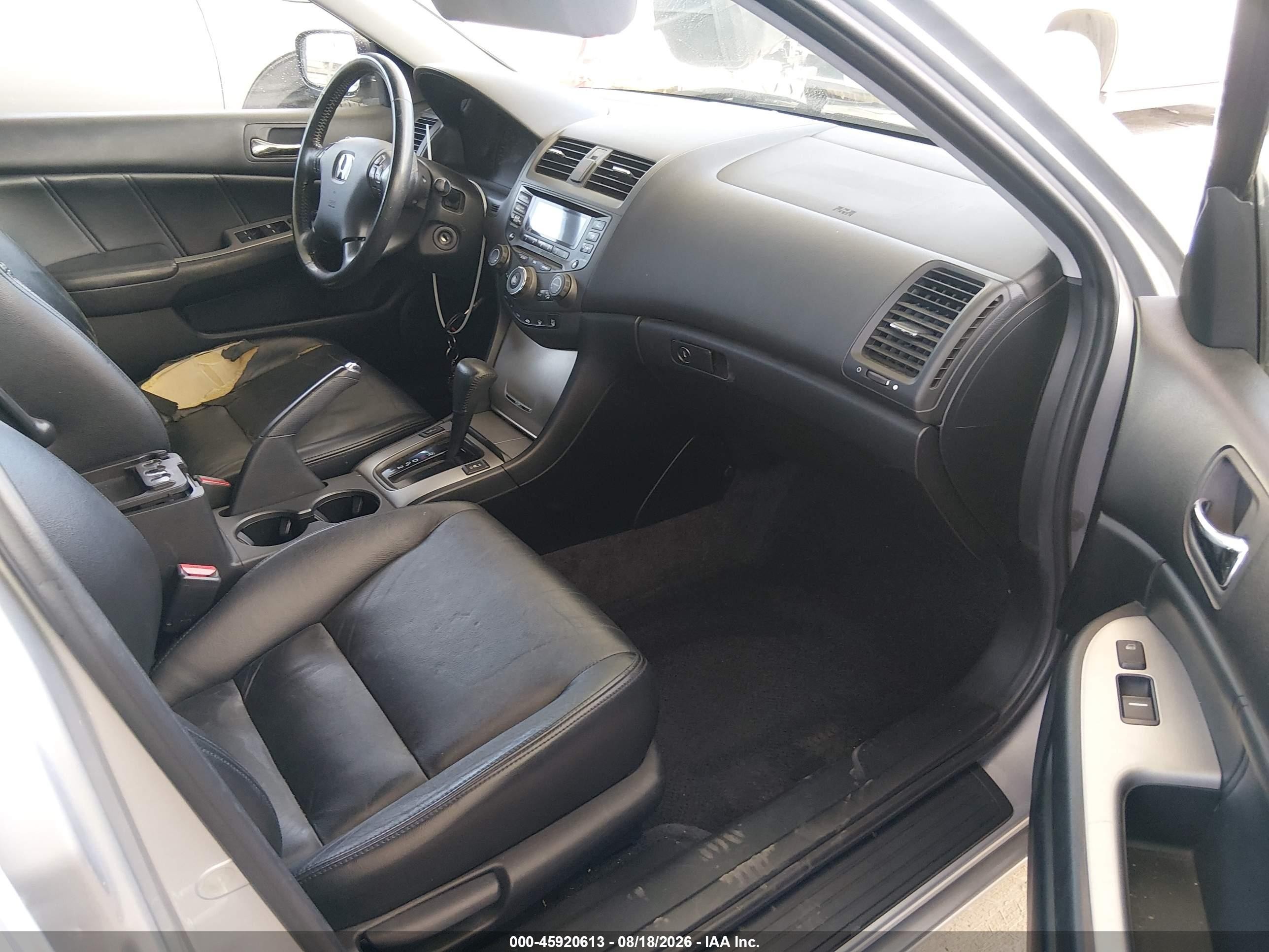 2004 Honda Accord 2.4 Ex Silver vin: JHMCM56834C016871