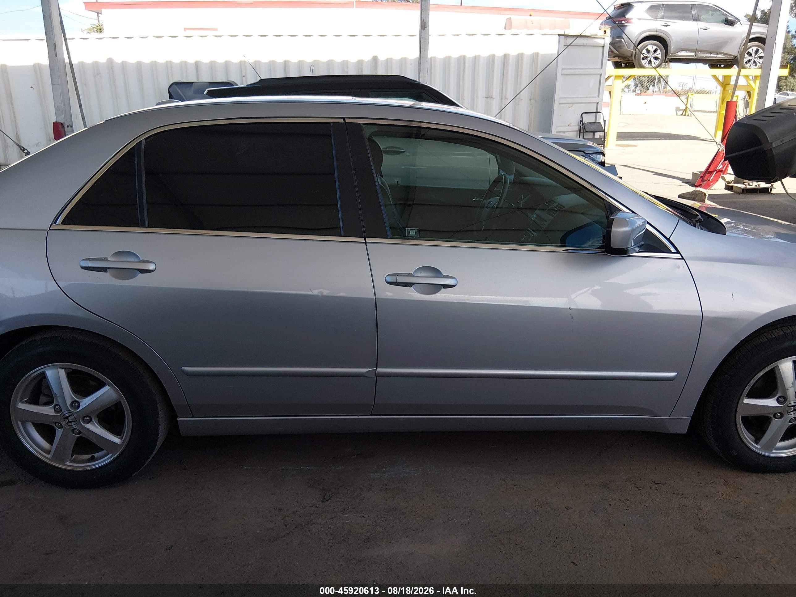 2004 Honda Accord 2.4 Ex Silver vin: JHMCM56834C016871